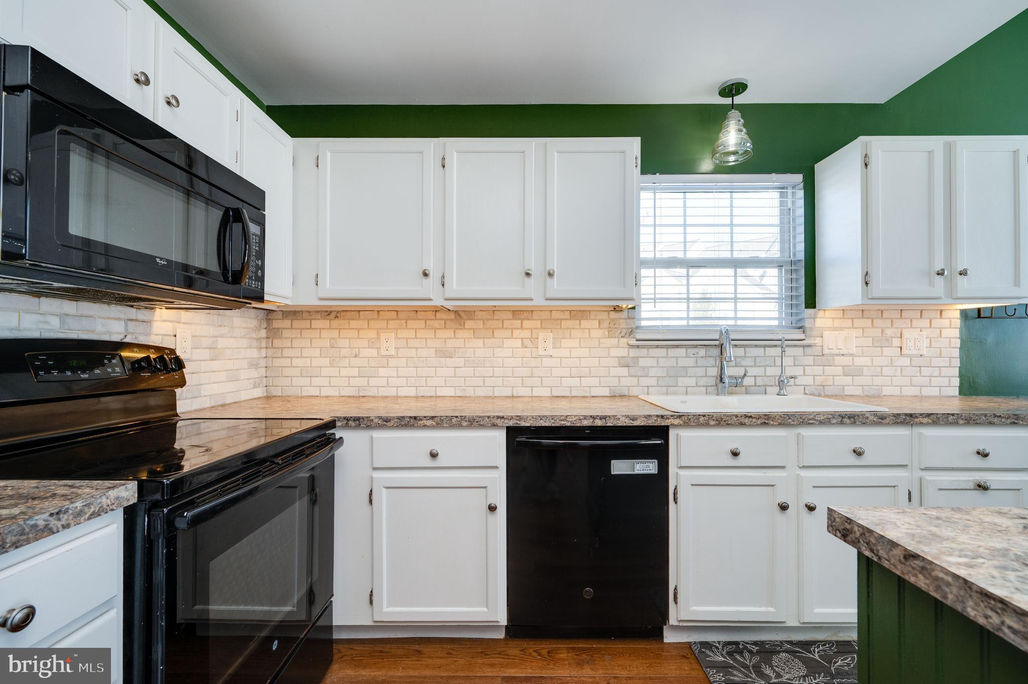 SPRING RIDGE - Residential