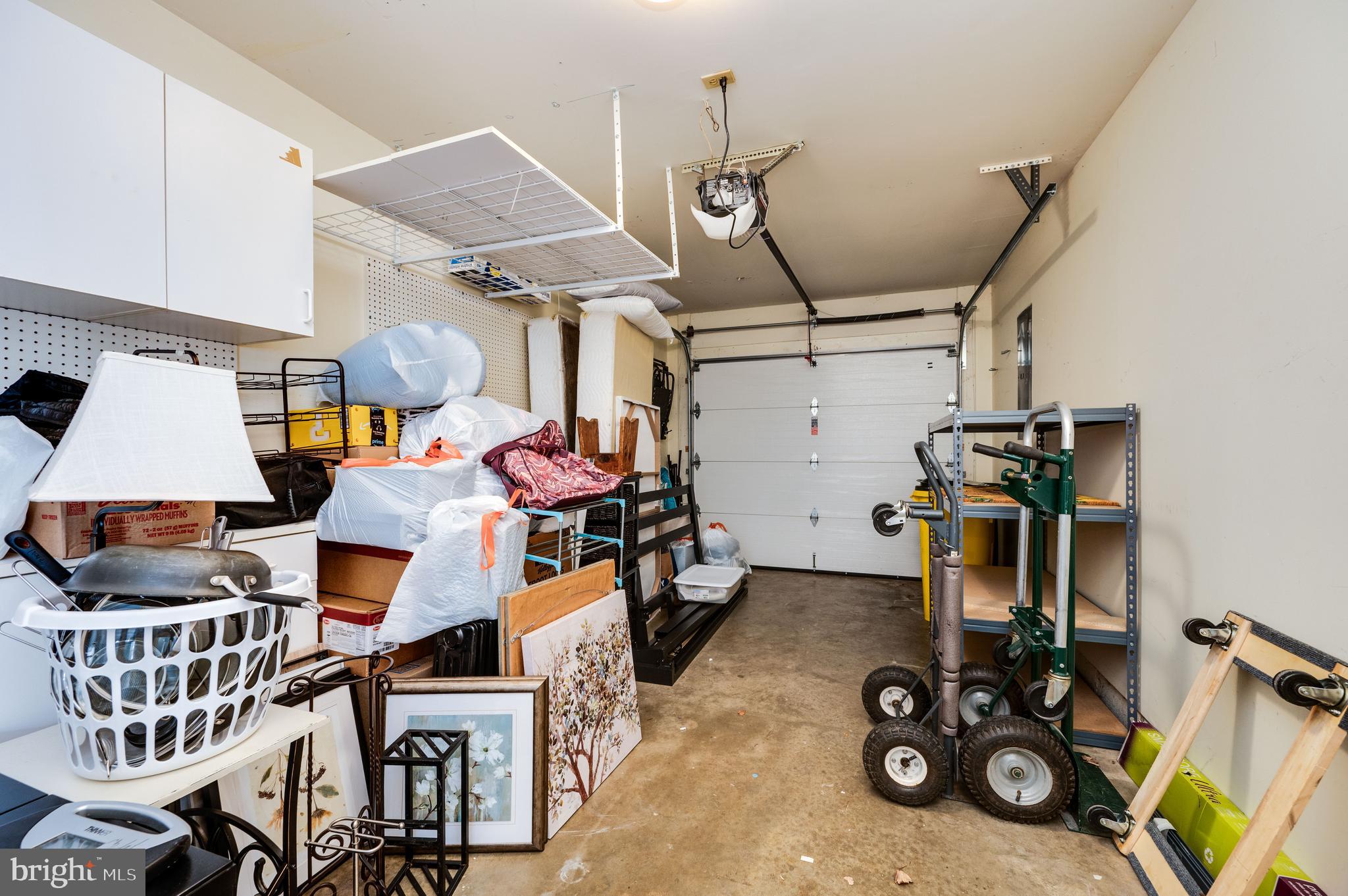 SPRING RIDGE - Residential