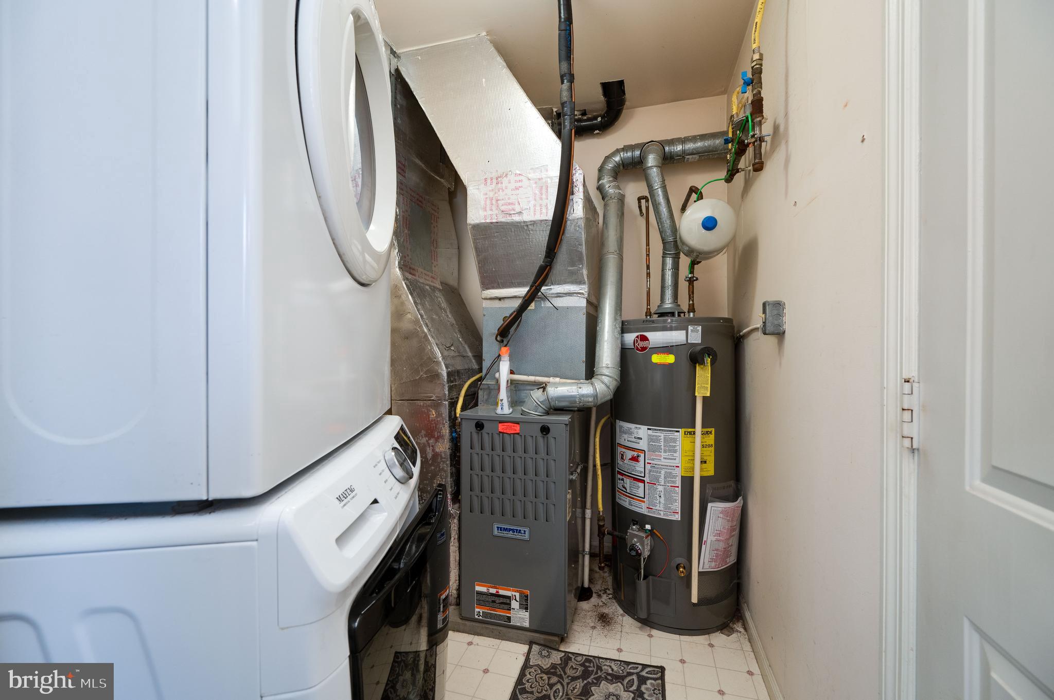 SPRING RIDGE - Residential