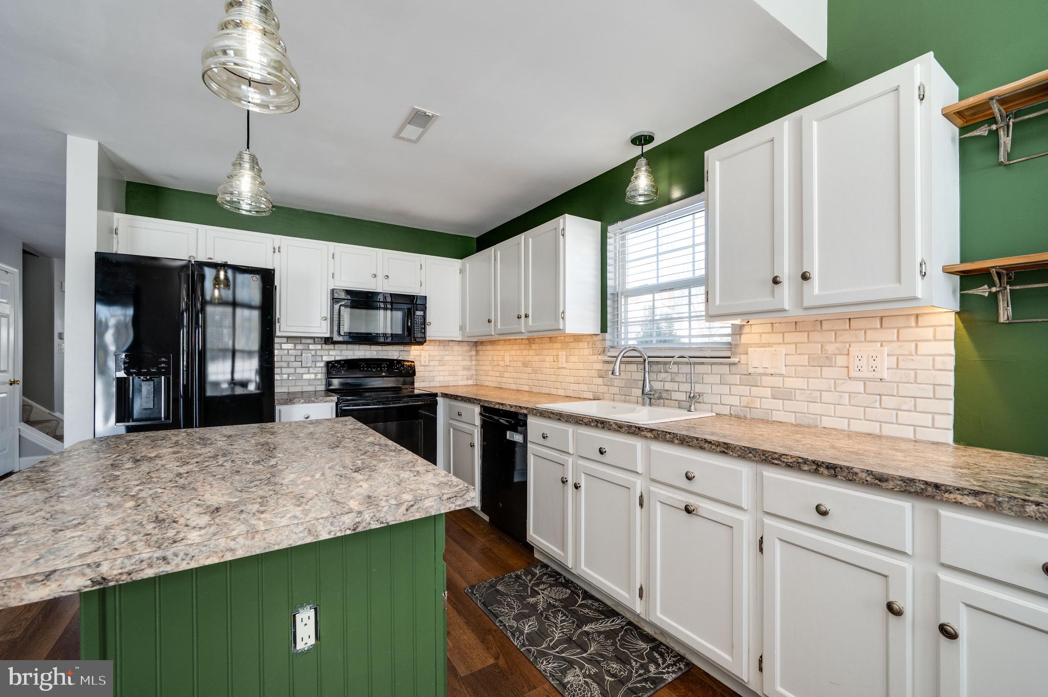 SPRING RIDGE - Residential