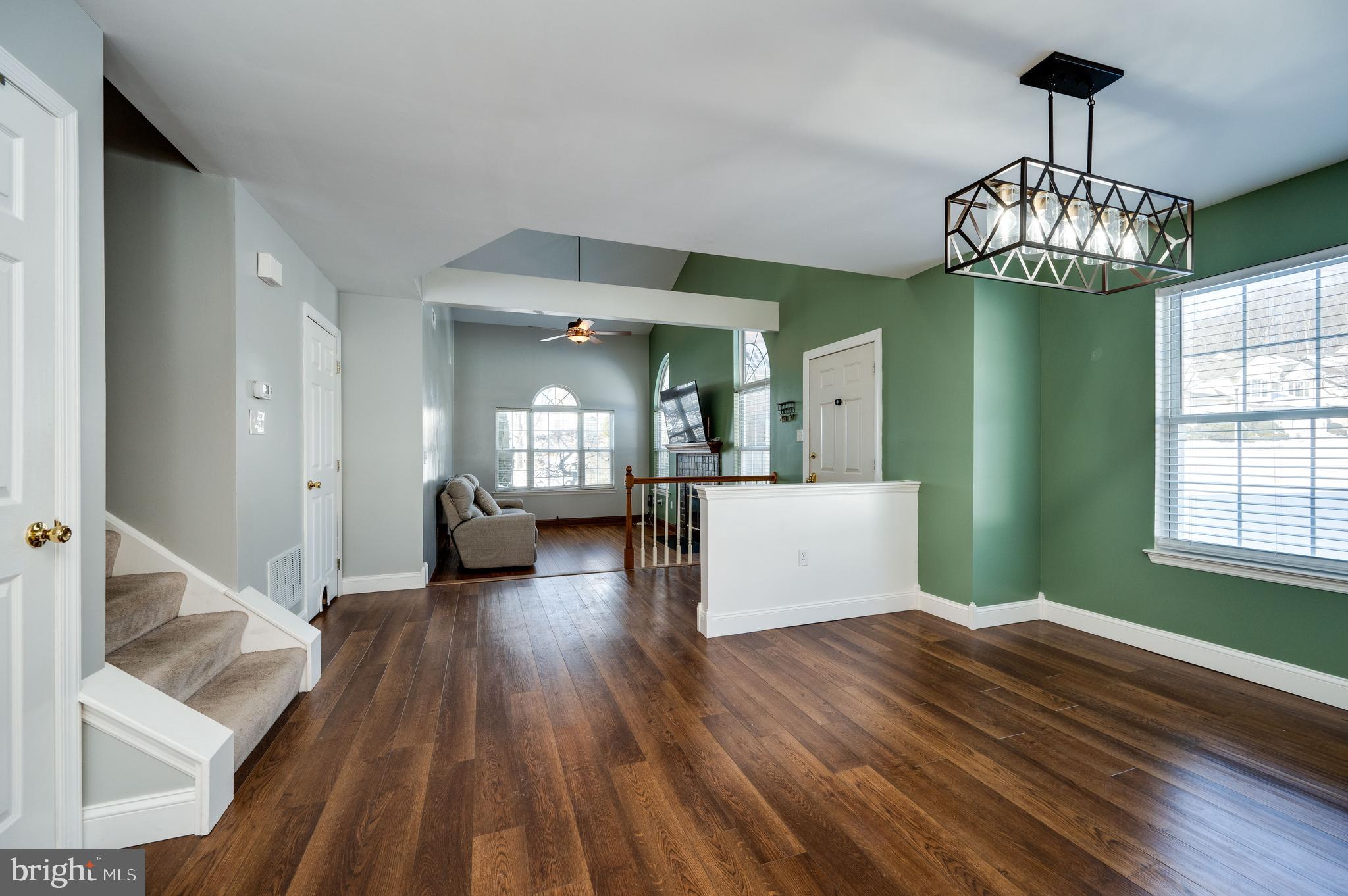 SPRING RIDGE - Residential