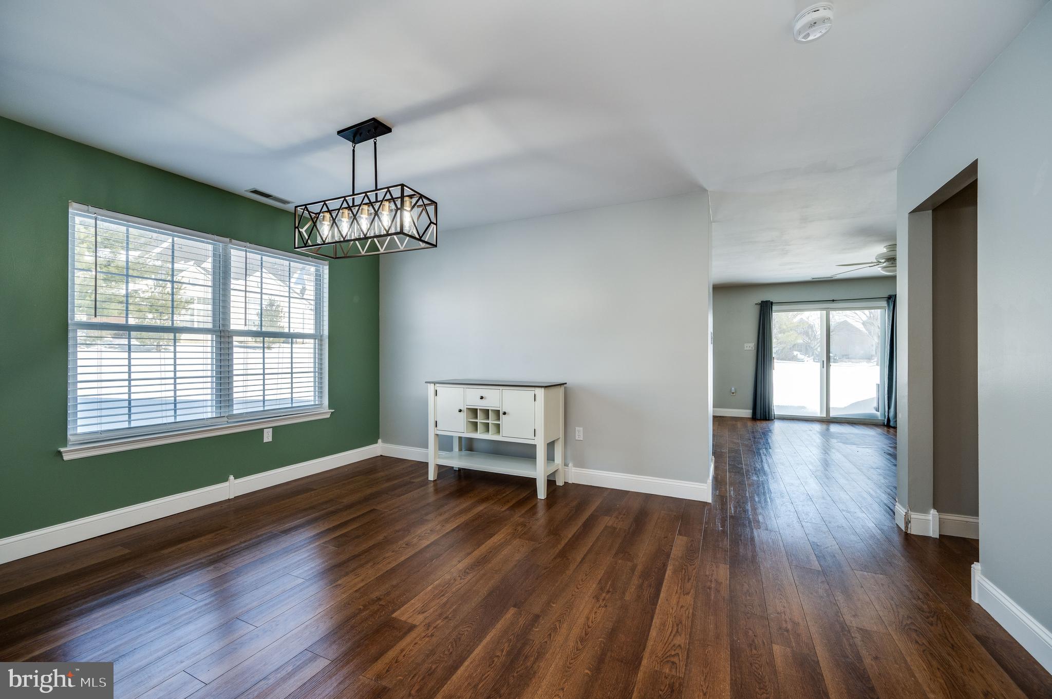 SPRING RIDGE - Residential