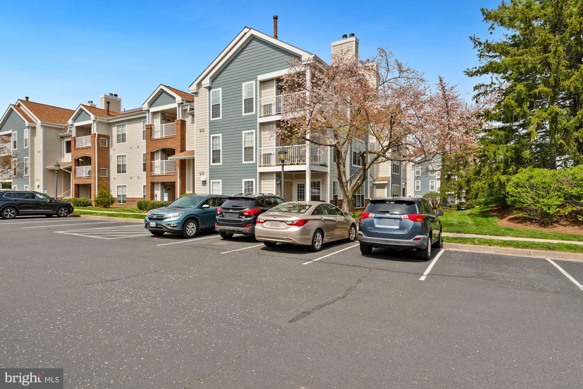 WESTMAREN CONDO - Residential