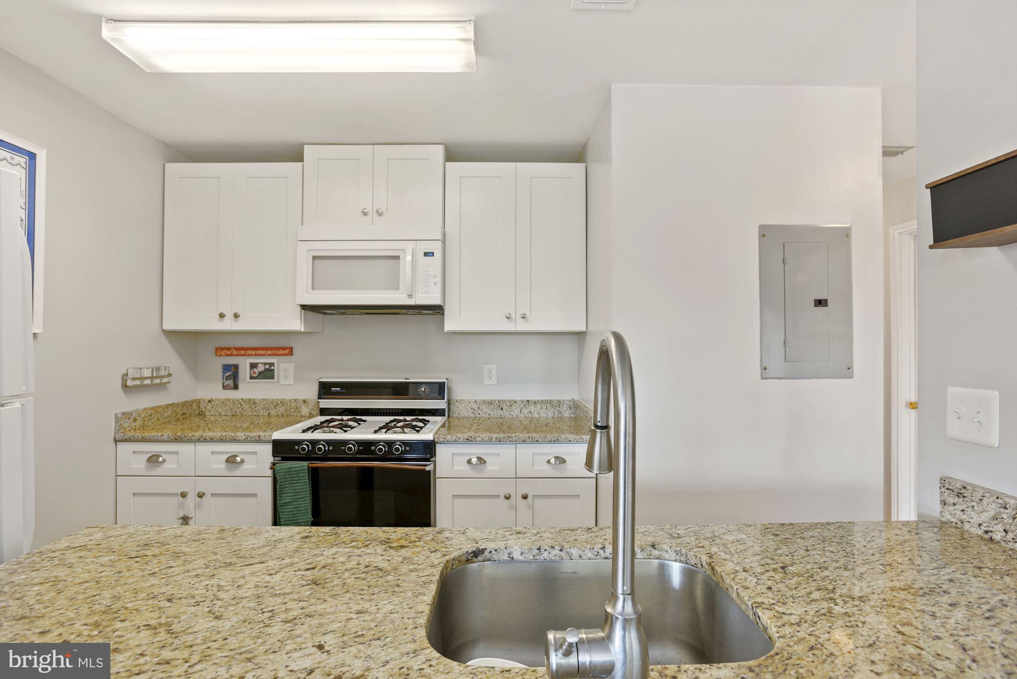 WESTMAREN CONDO - Residential