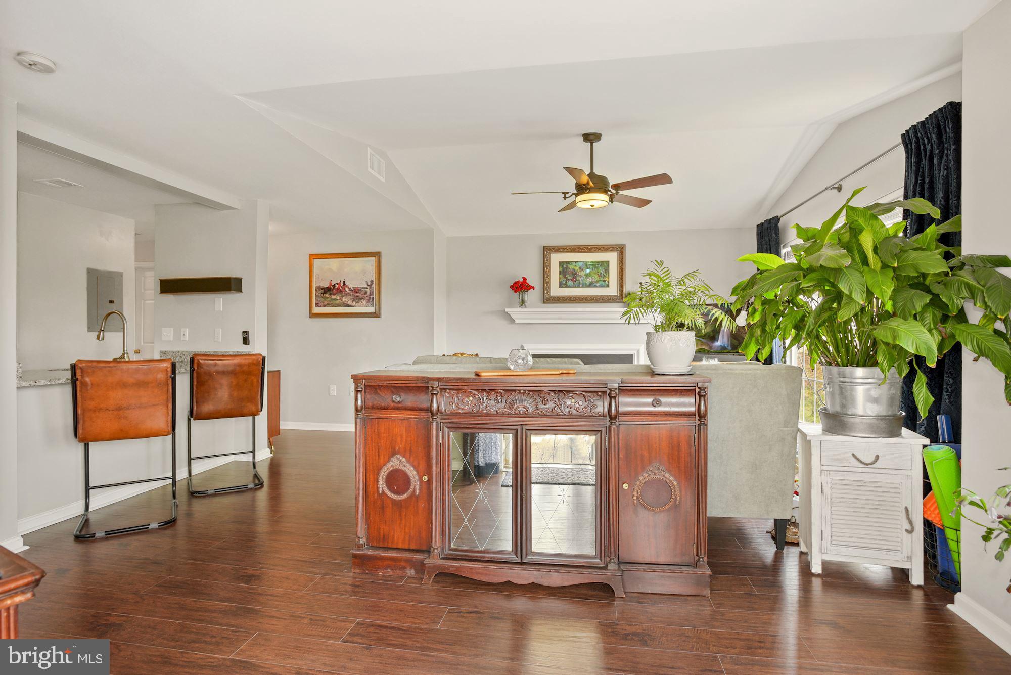 WESTMAREN CONDO - Residential