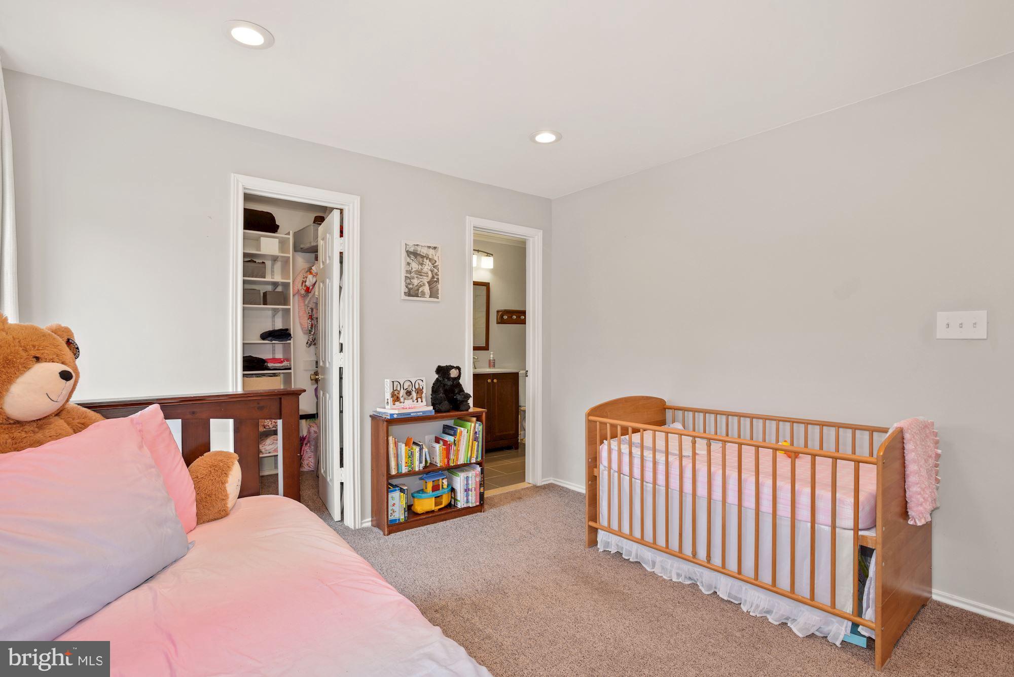 WESTMAREN CONDO - Residential