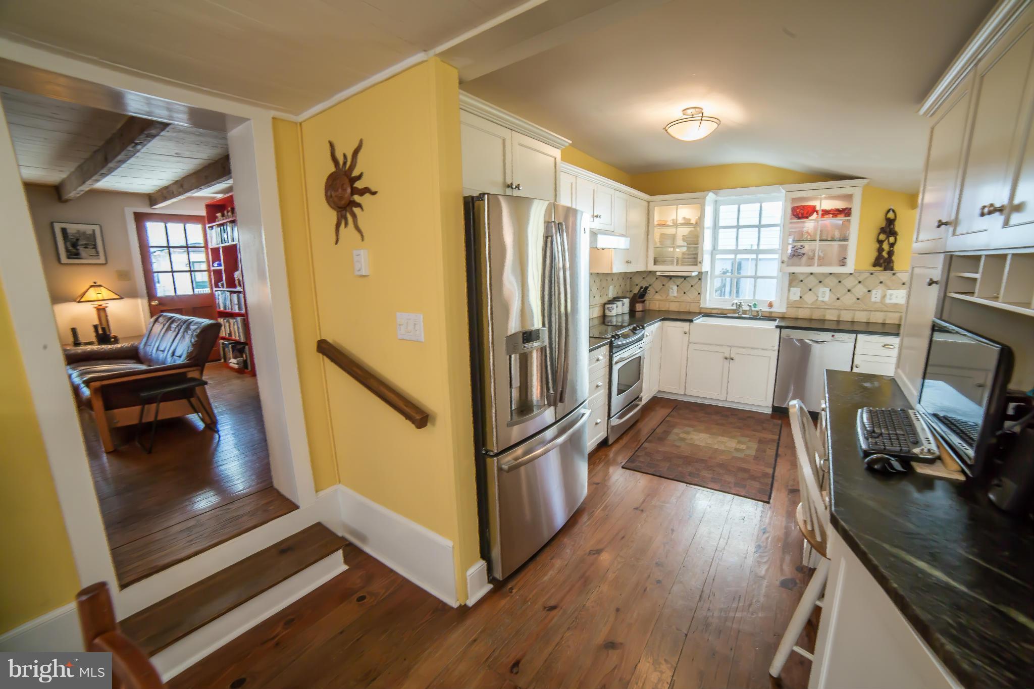 TOWN OF HILLSBORO - Residential