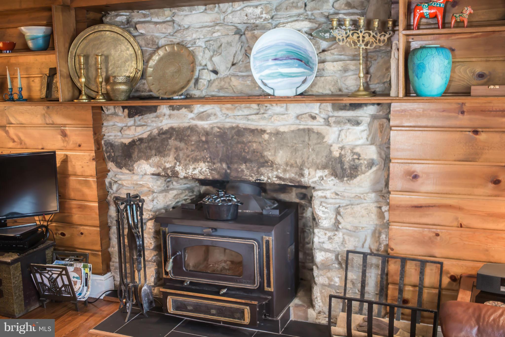 TOWN OF HILLSBORO - Residential