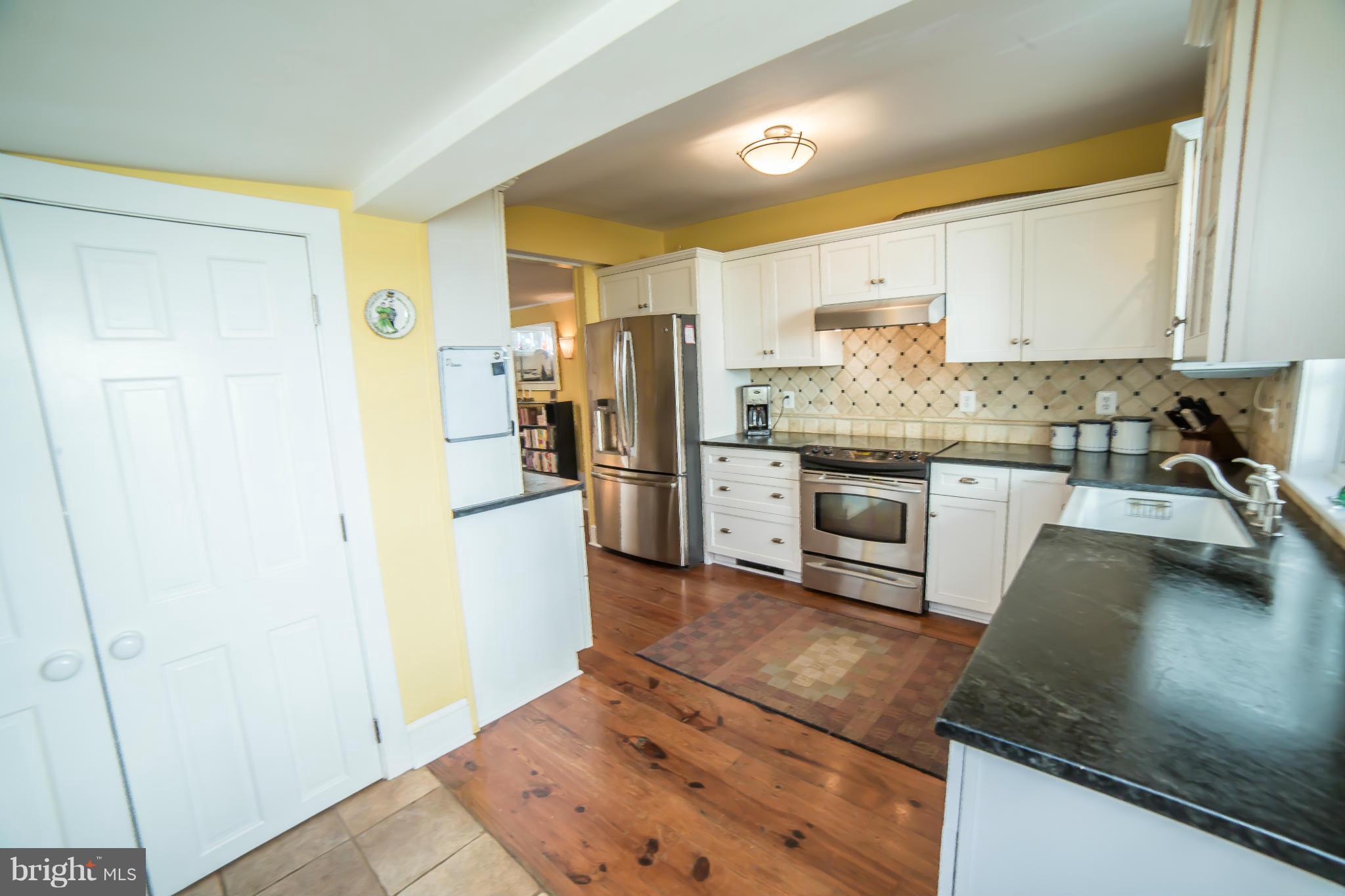 TOWN OF HILLSBORO - Residential