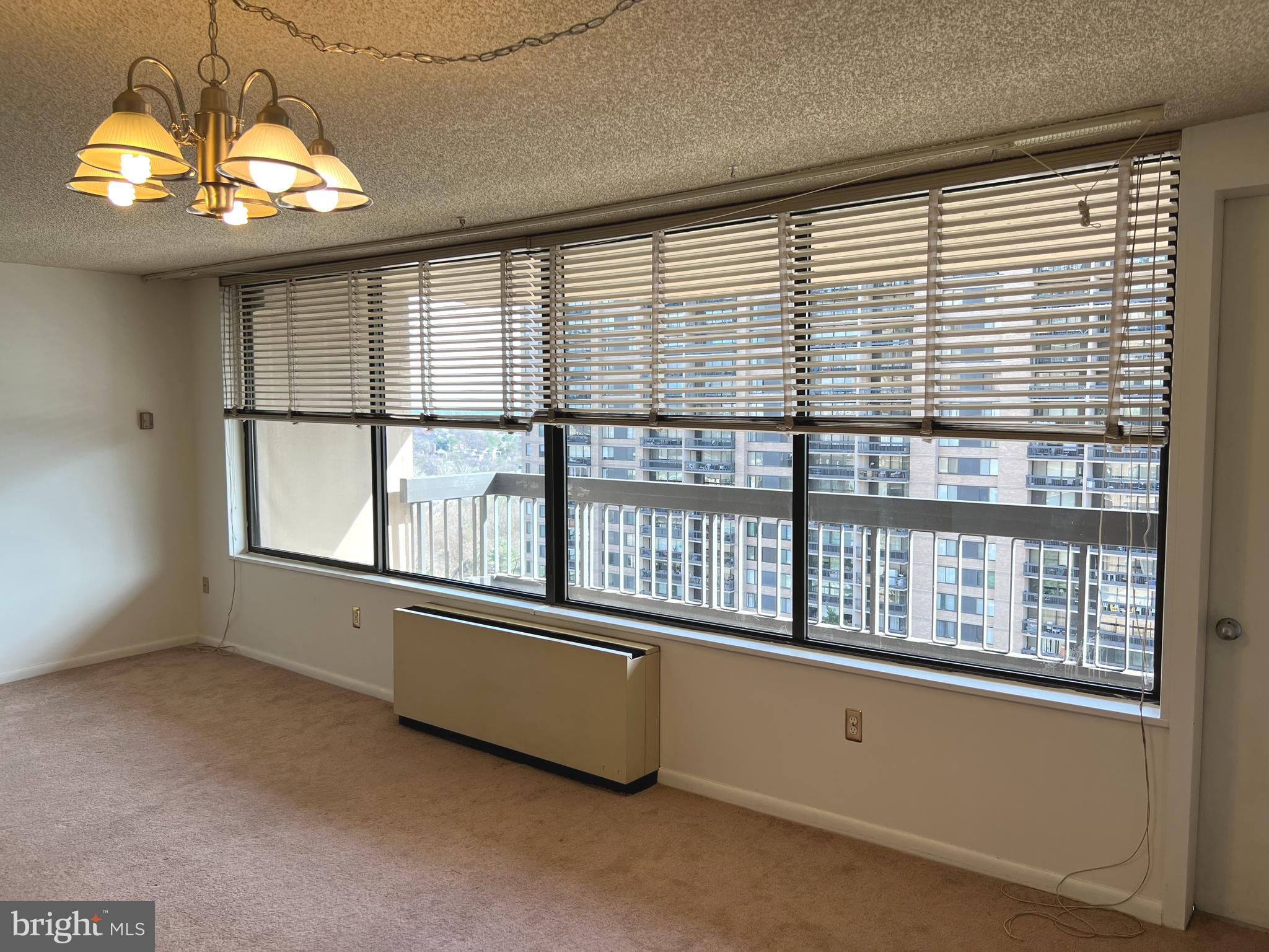 SKYLINE PLAZA - Residential
