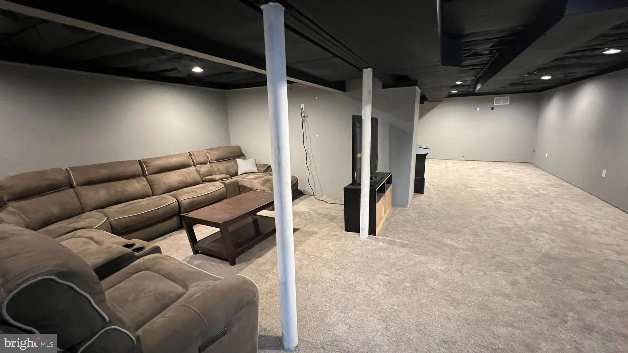 Williamstown, New Jersey 08094, United States, 4 Bedrooms Bedrooms, ,3 BathroomsBathrooms,Residential,Coming Soon,243867