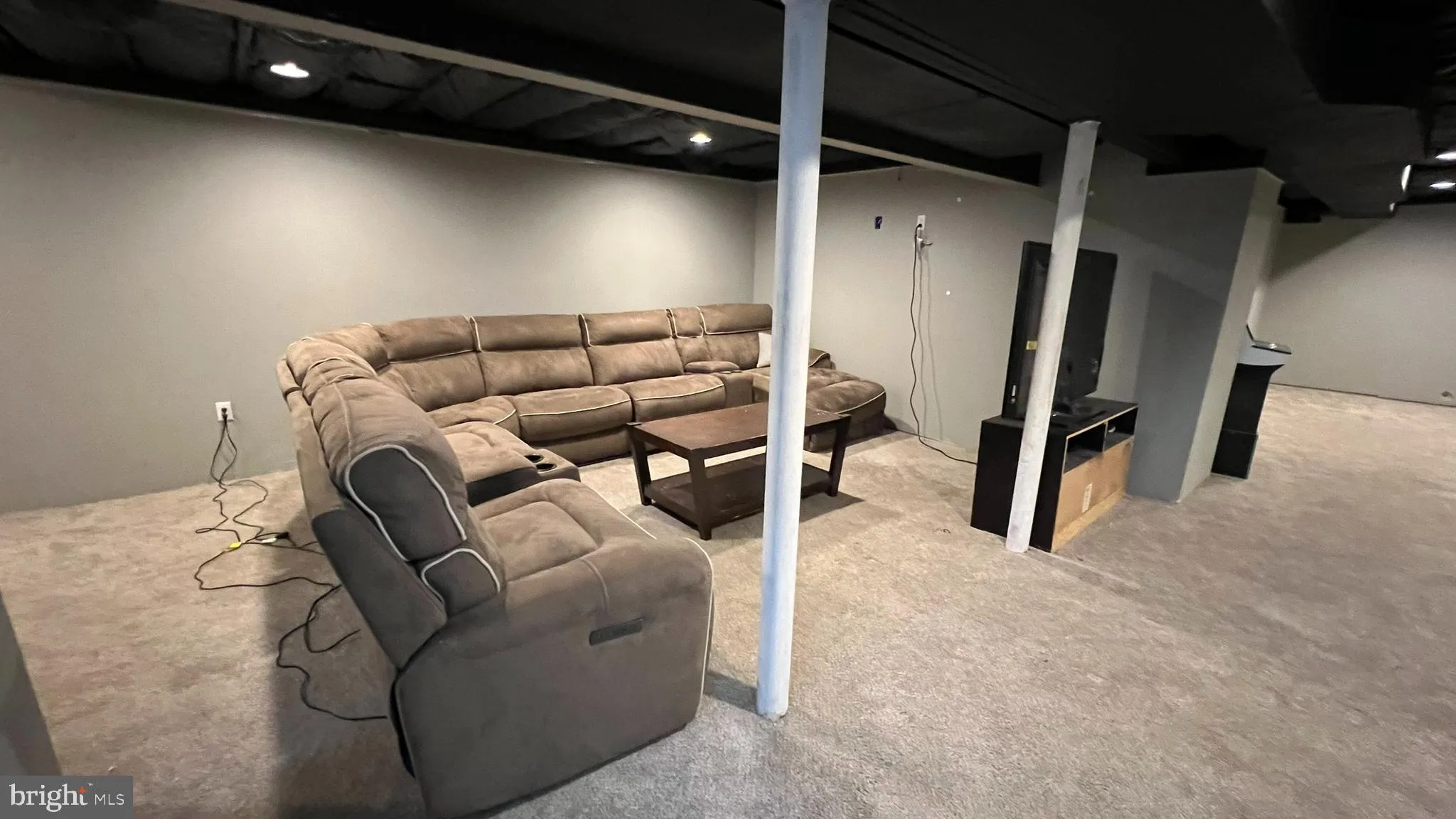 Williamstown, New Jersey 08094, United States, 4 Bedrooms Bedrooms, ,3 BathroomsBathrooms,Residential,Coming Soon,243867