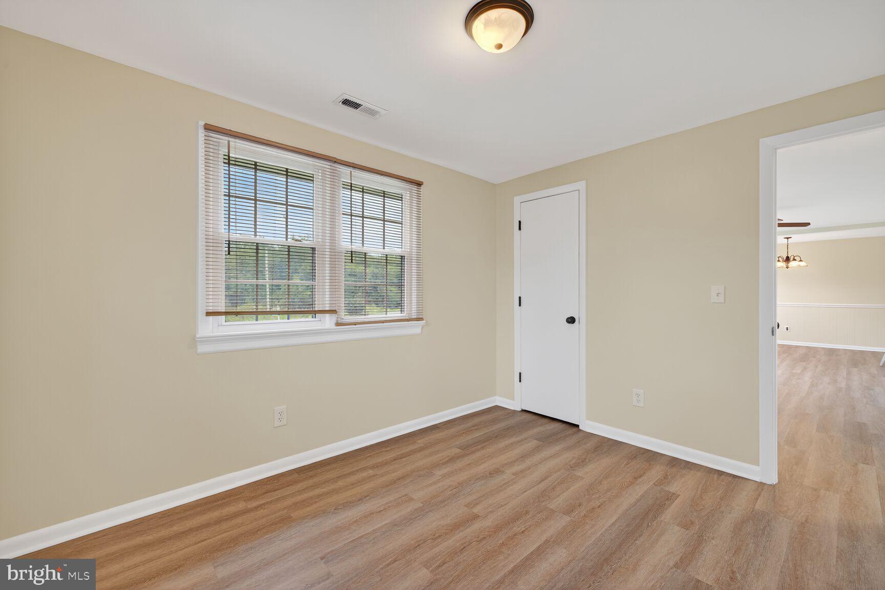 WHITE ROCK - Residential