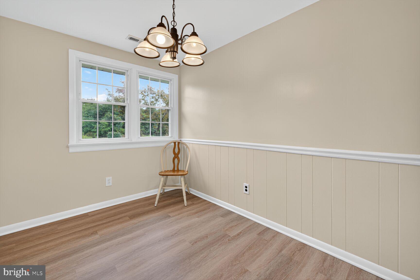 WHITE ROCK - Residential