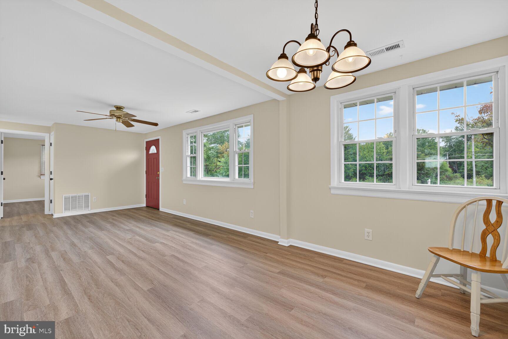 WHITE ROCK - Residential