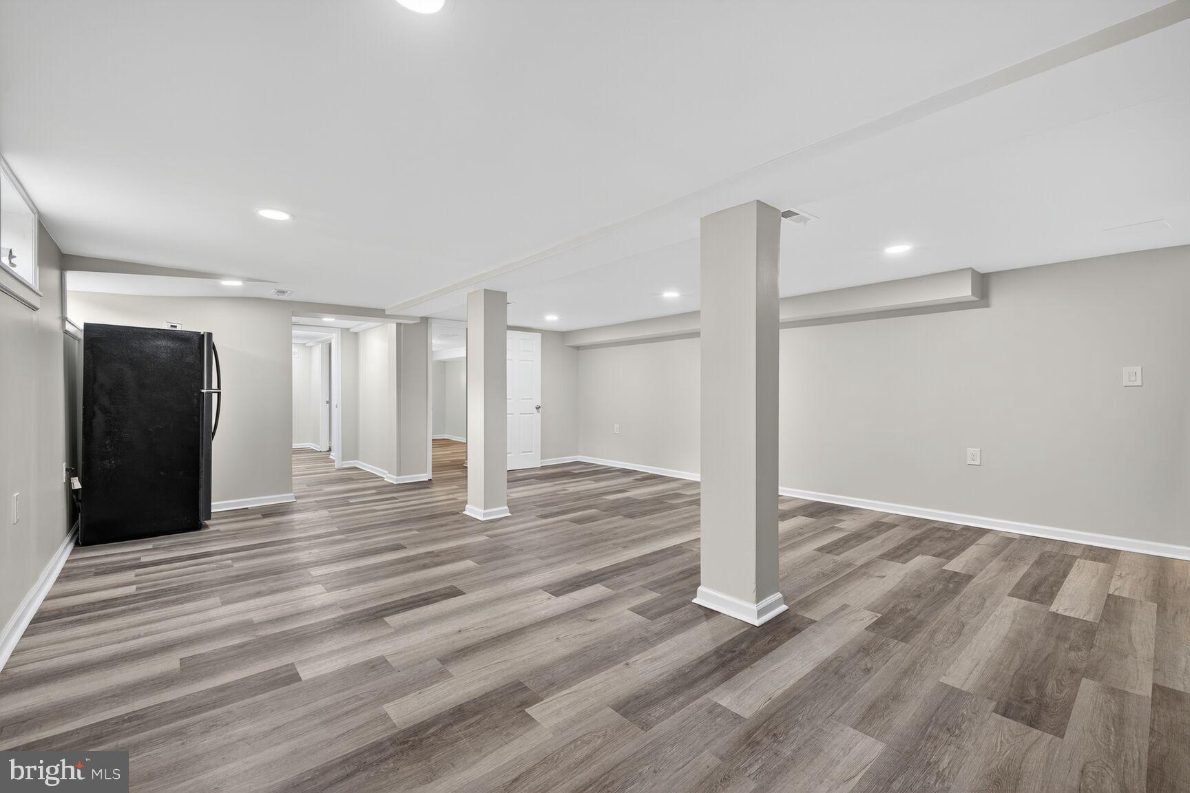 WHITE ROCK - Residential