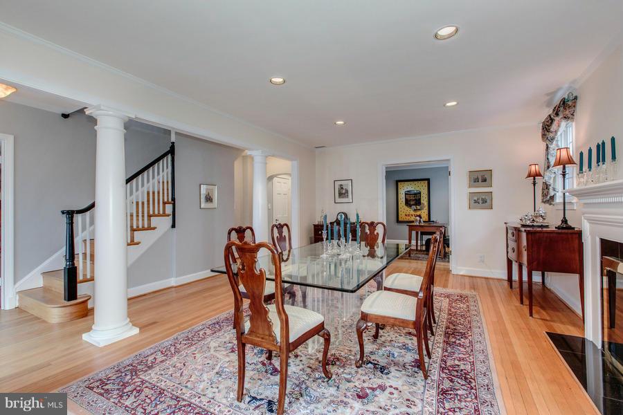 CHEVY CHASE - Residential