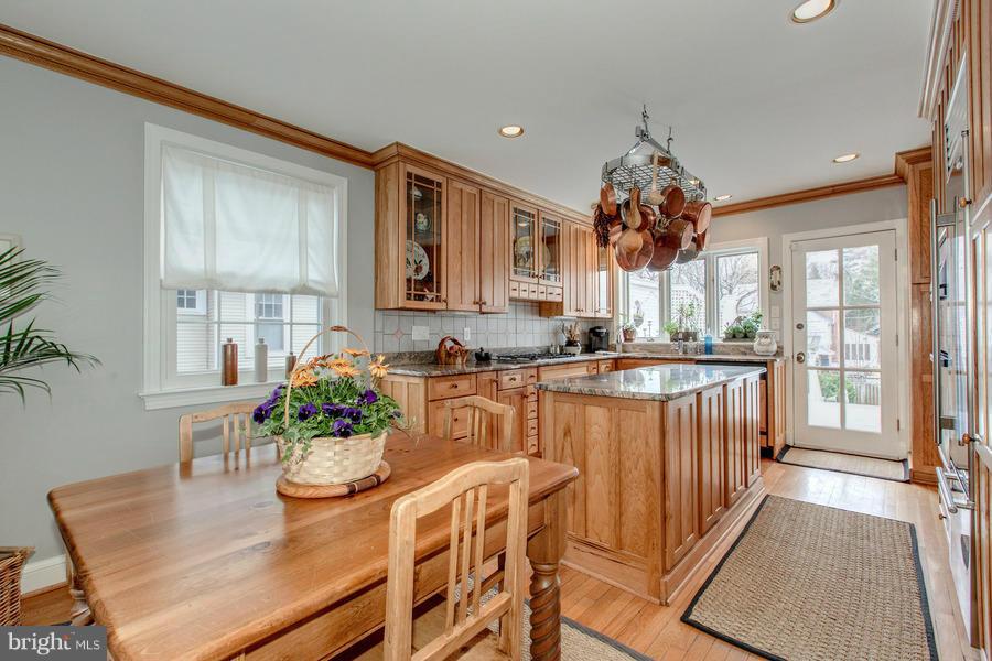 CHEVY CHASE - Residential