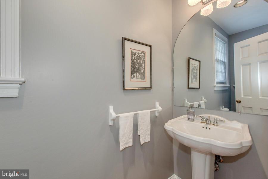 CHEVY CHASE - Residential