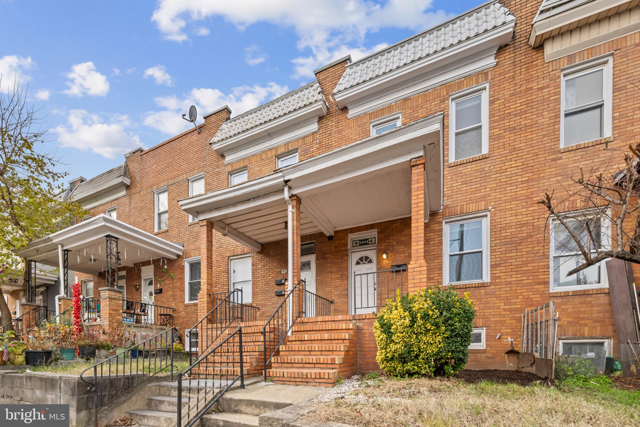 GREEKTOWN - Residential