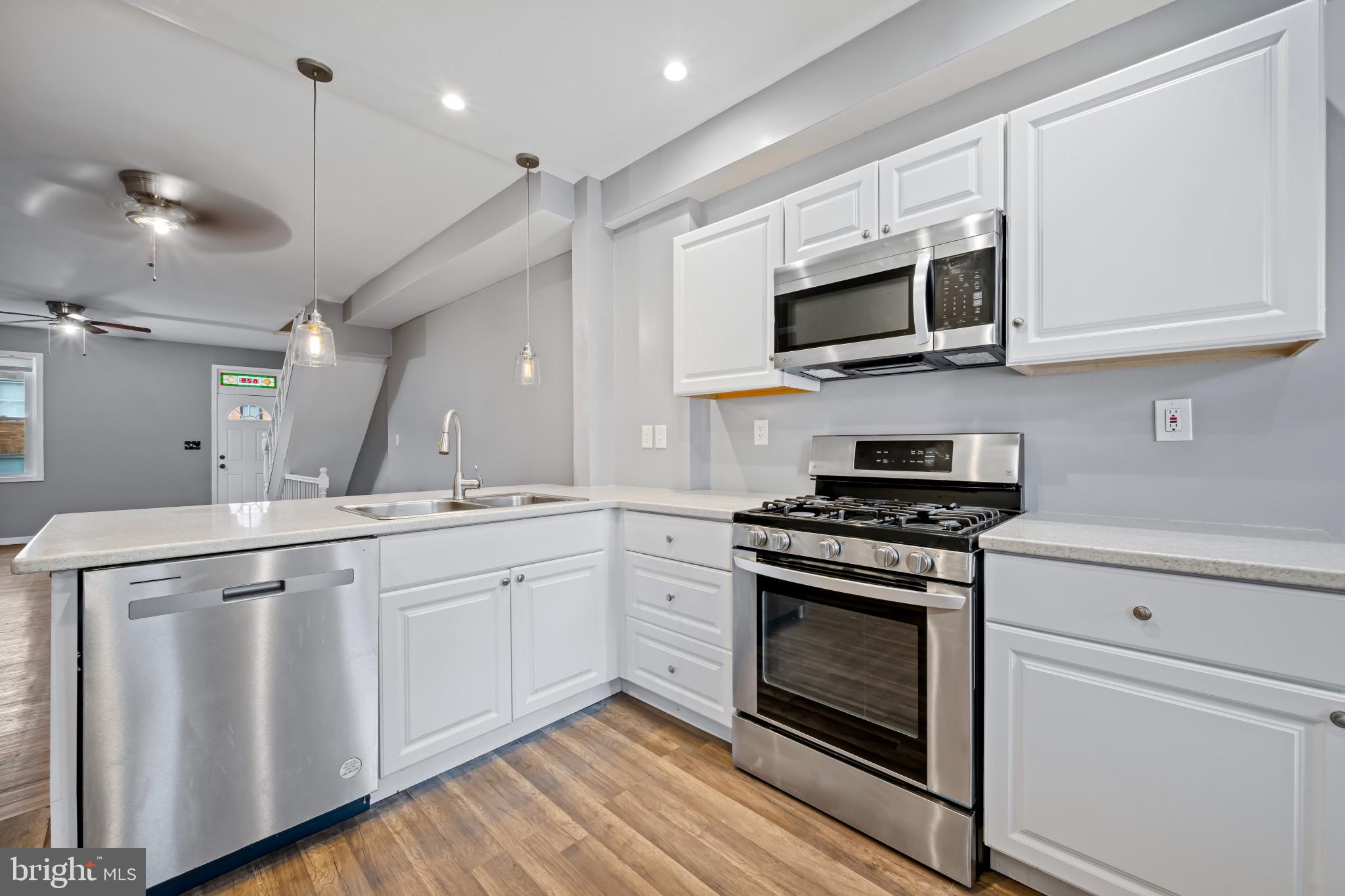 GREEKTOWN - Residential