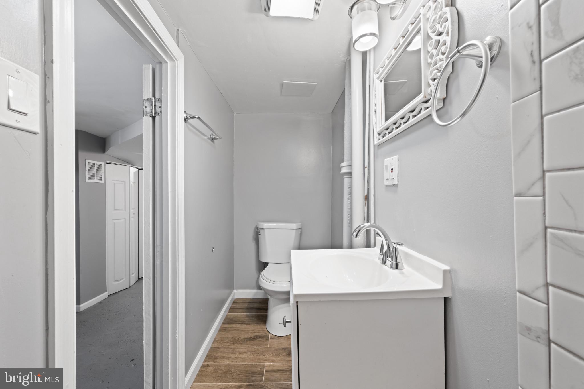 GREEKTOWN - Residential