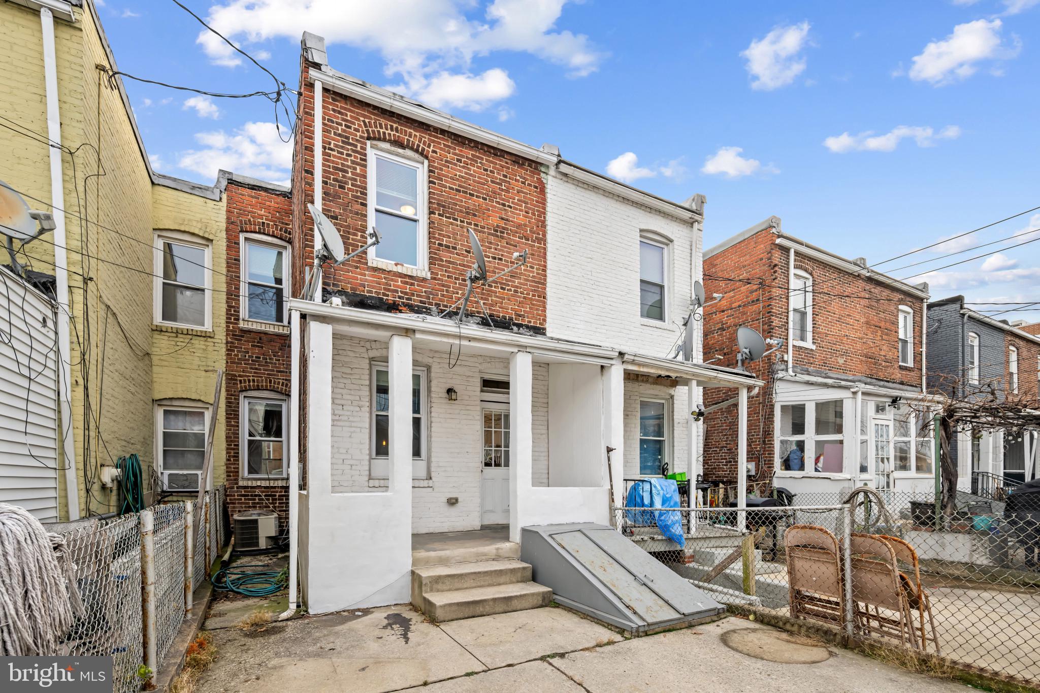 GREEKTOWN - Residential