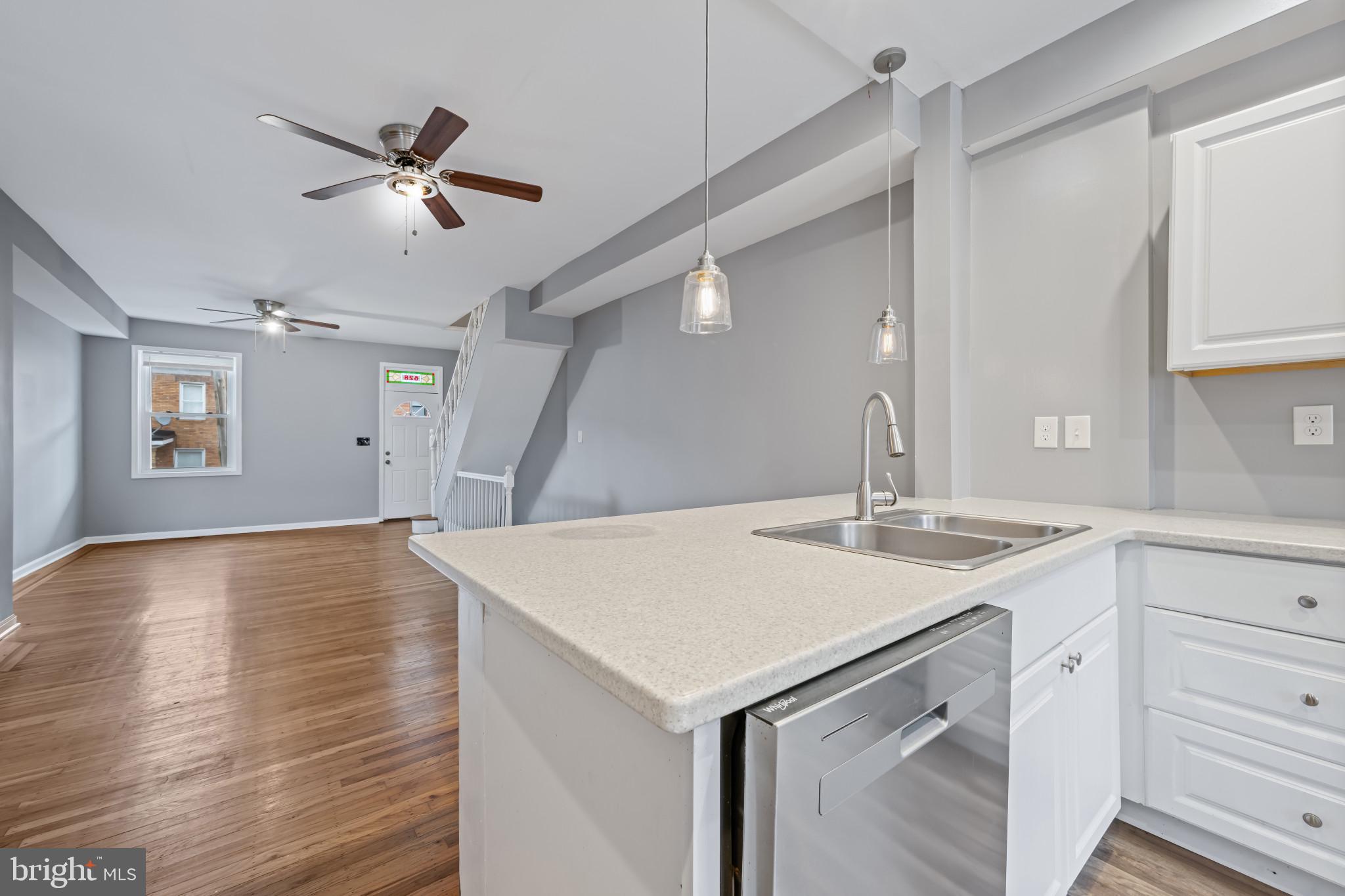 GREEKTOWN - Residential