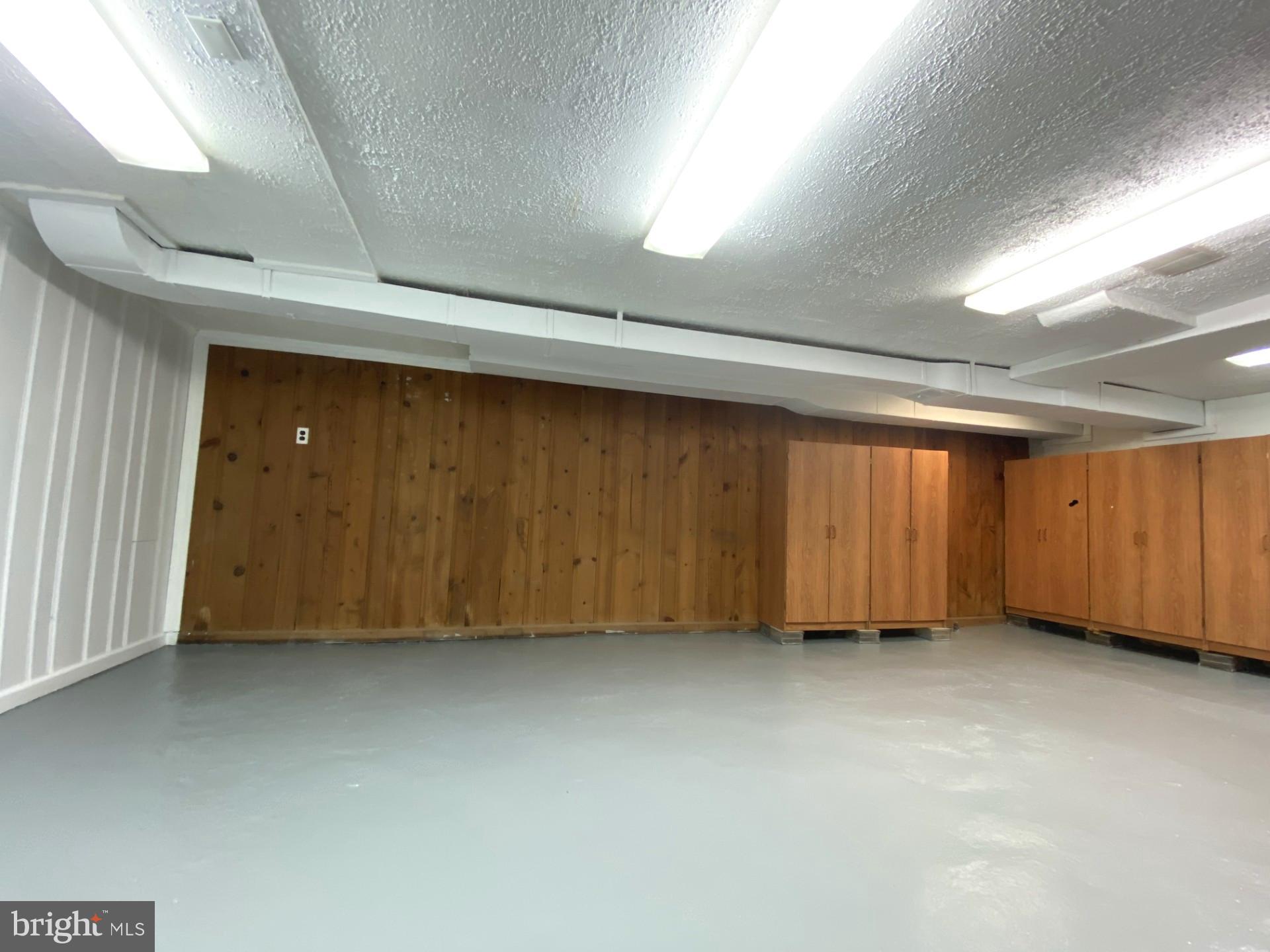 VALLEY VIEW - Residential