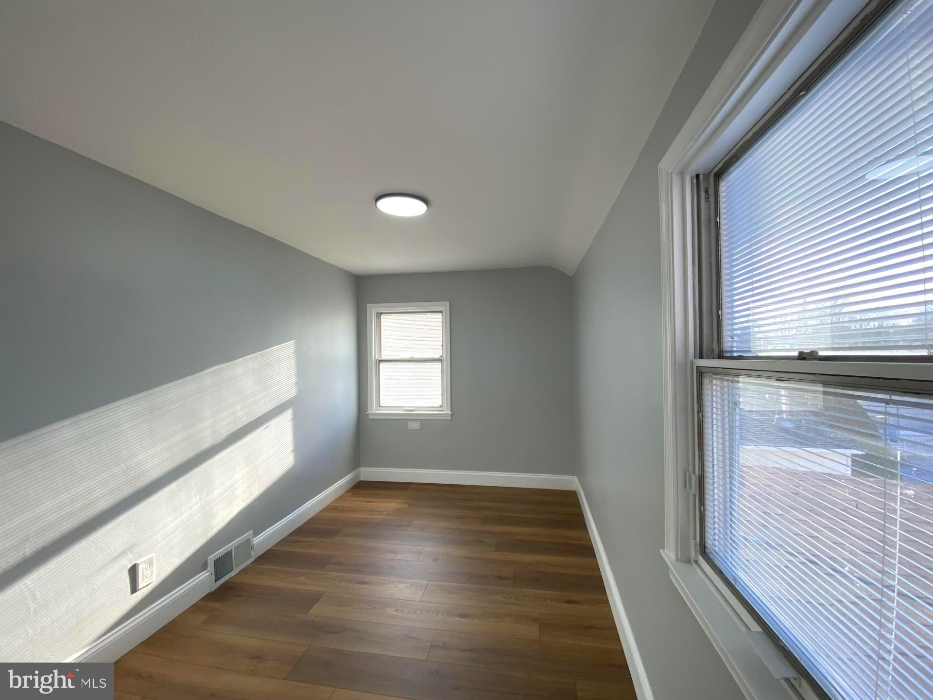 VALLEY VIEW - Residential