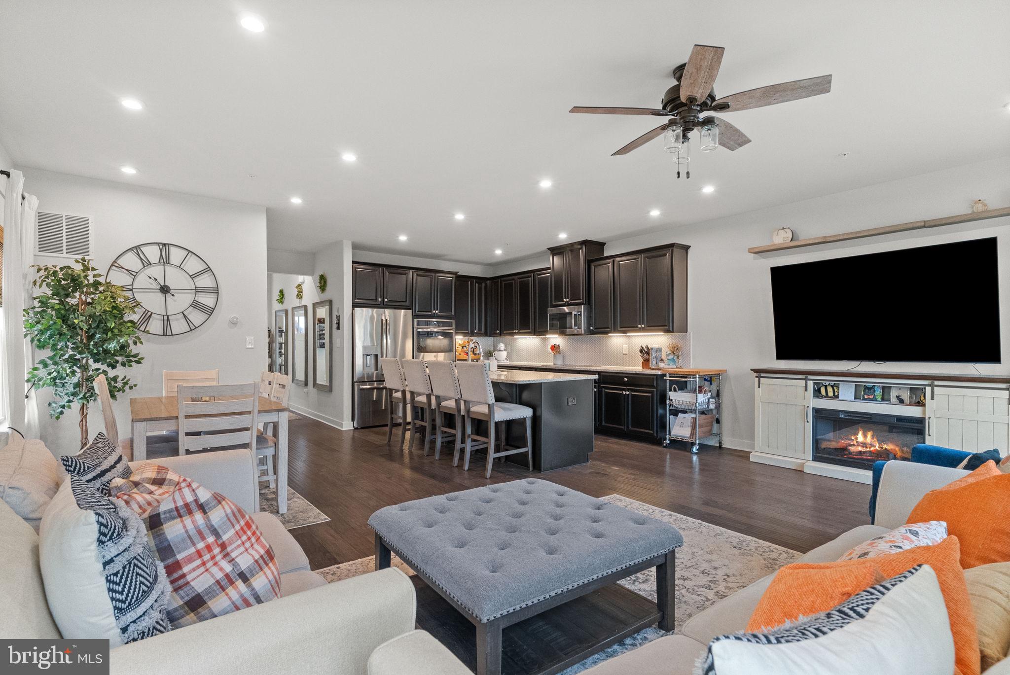 MALVERN WALK - Residential