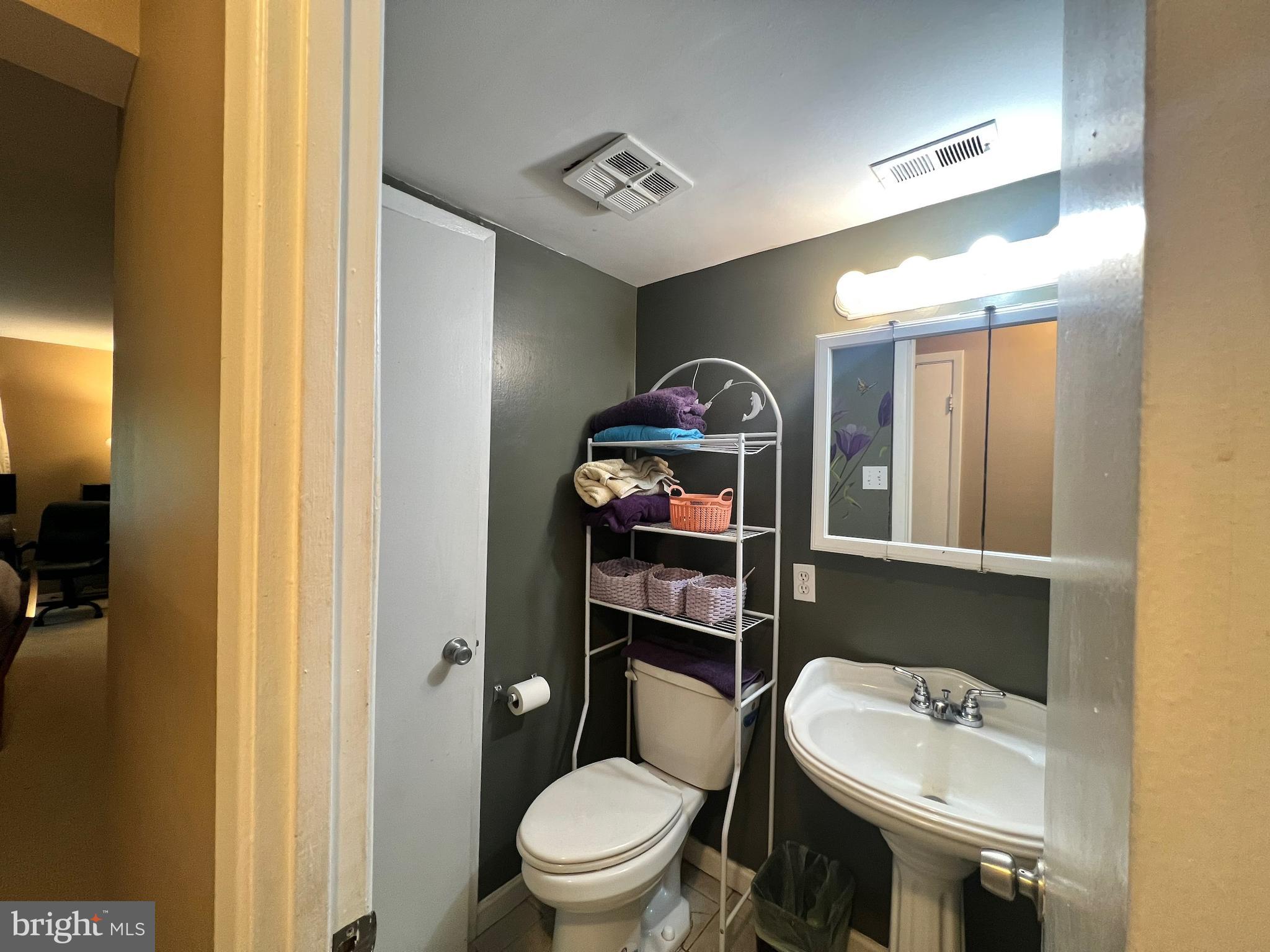 BETHESDA PARK - Residential