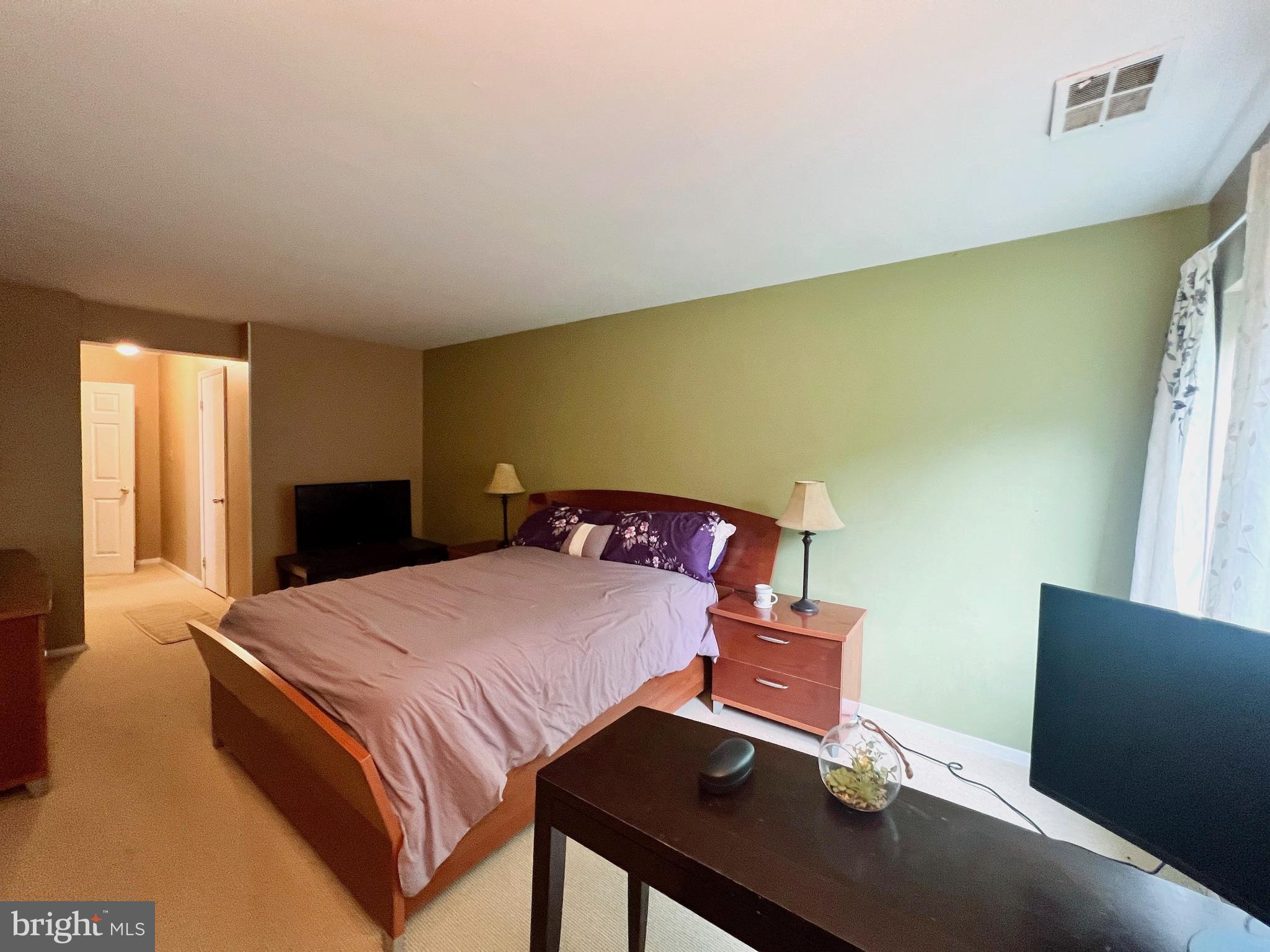 BETHESDA PARK - Residential