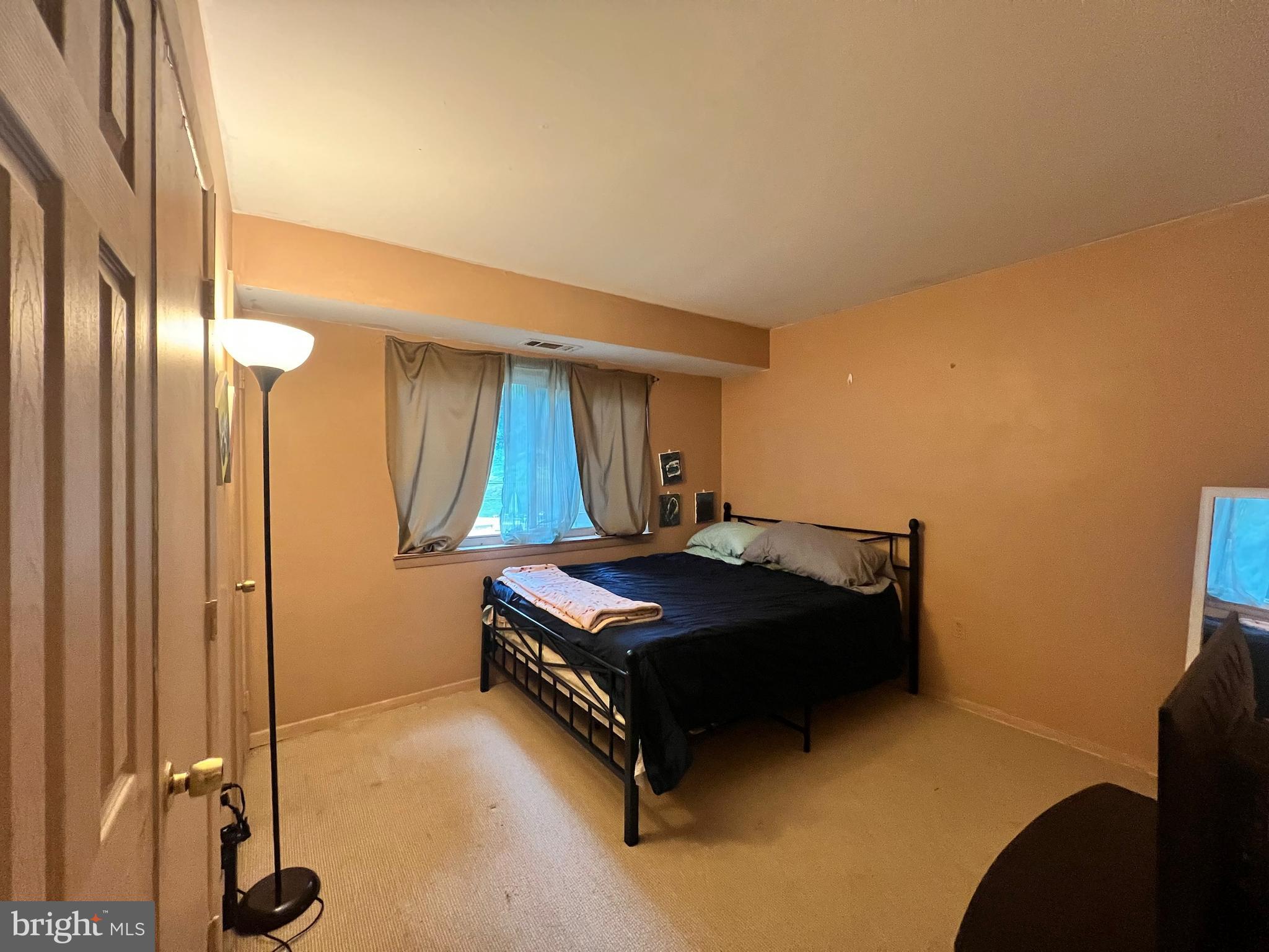 BETHESDA PARK - Residential