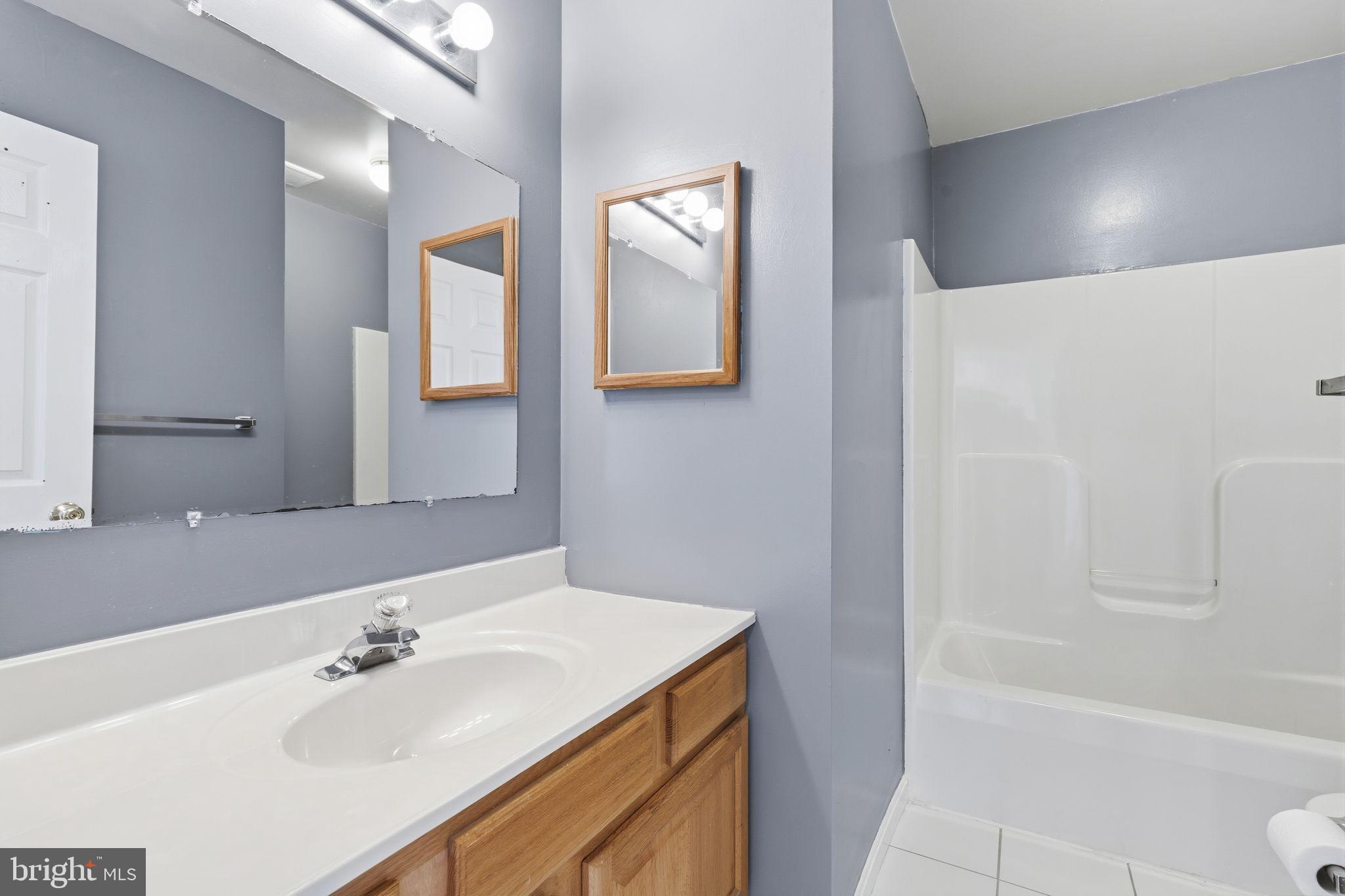 OAK GROVE FARM - Residential