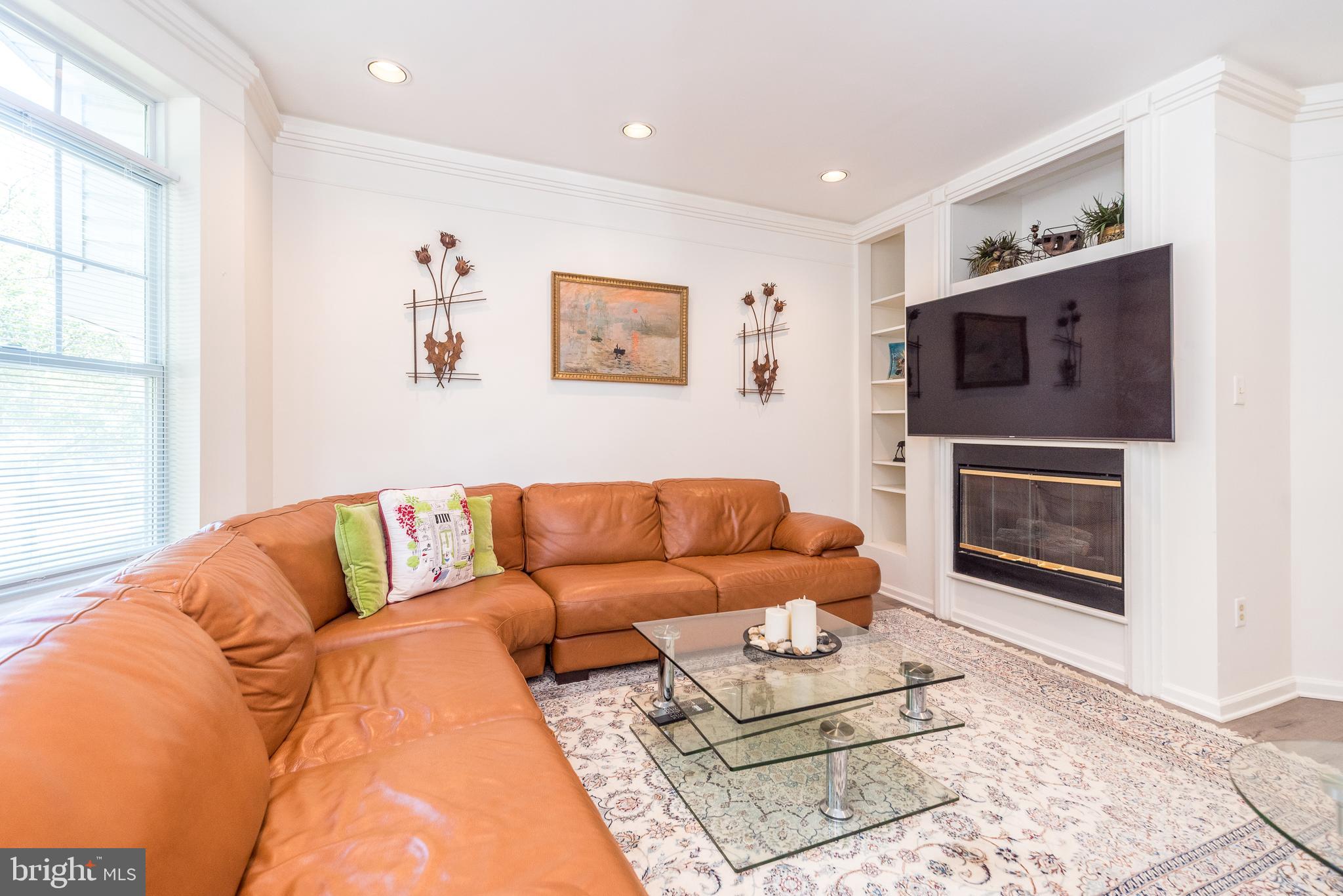 203 DRESHER WOODS DRIVE