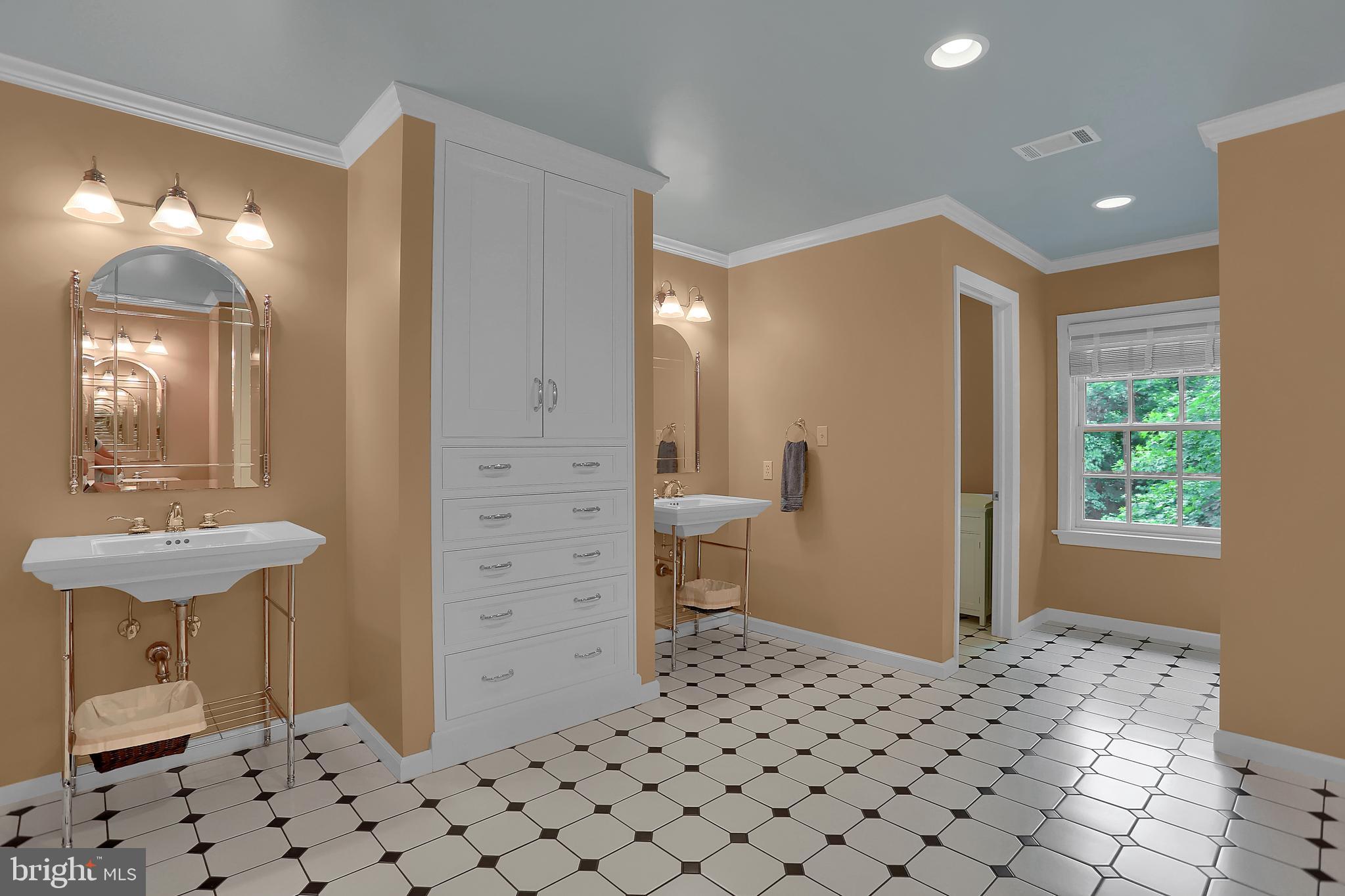 HERRS RIDGE - Residential