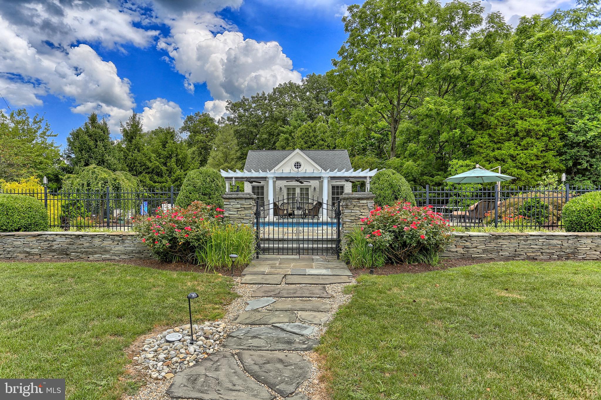 HERRS RIDGE - Residential