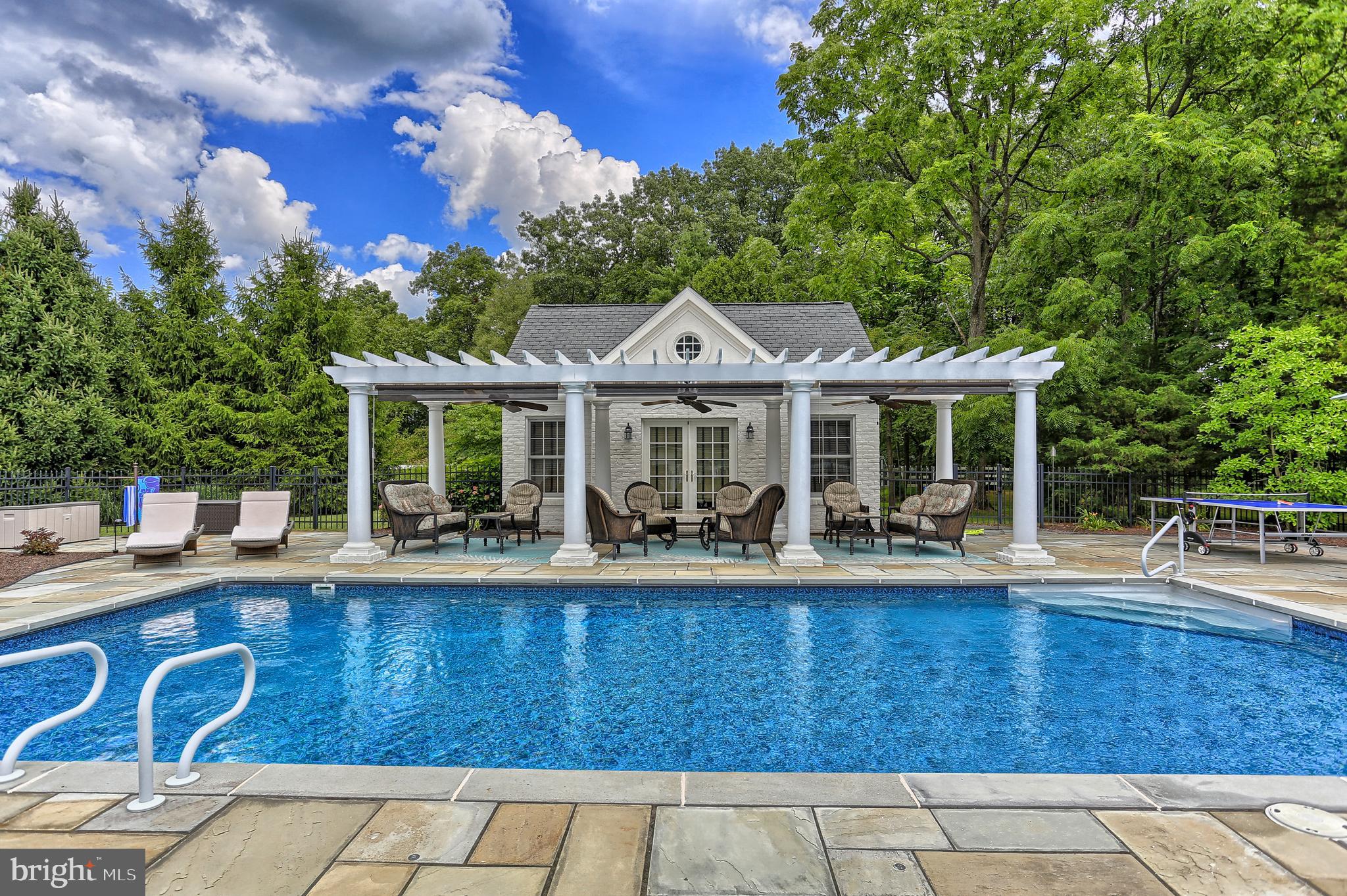 HERRS RIDGE - Residential
