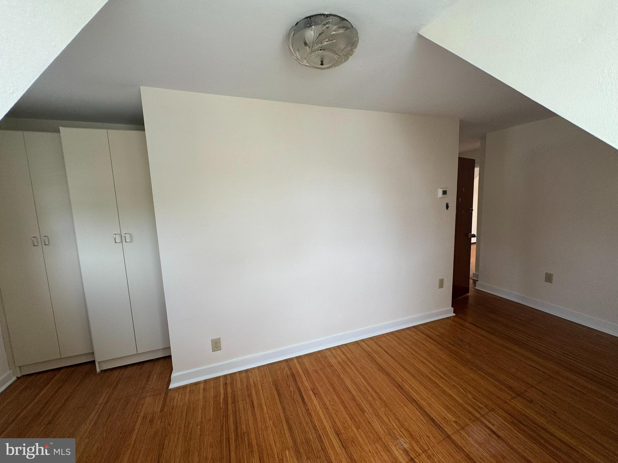 ROXBOROUGH - Residential Lease