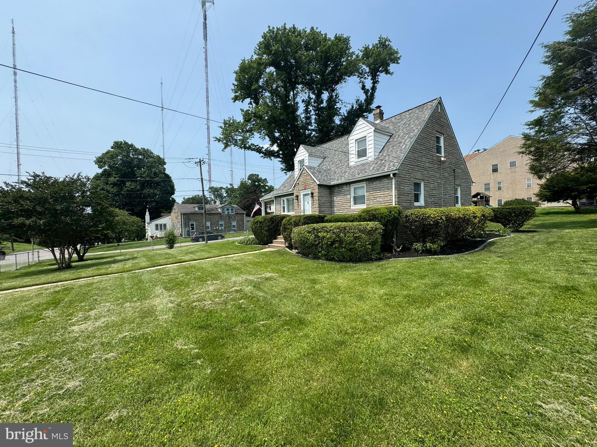 ROXBOROUGH - Residential Lease