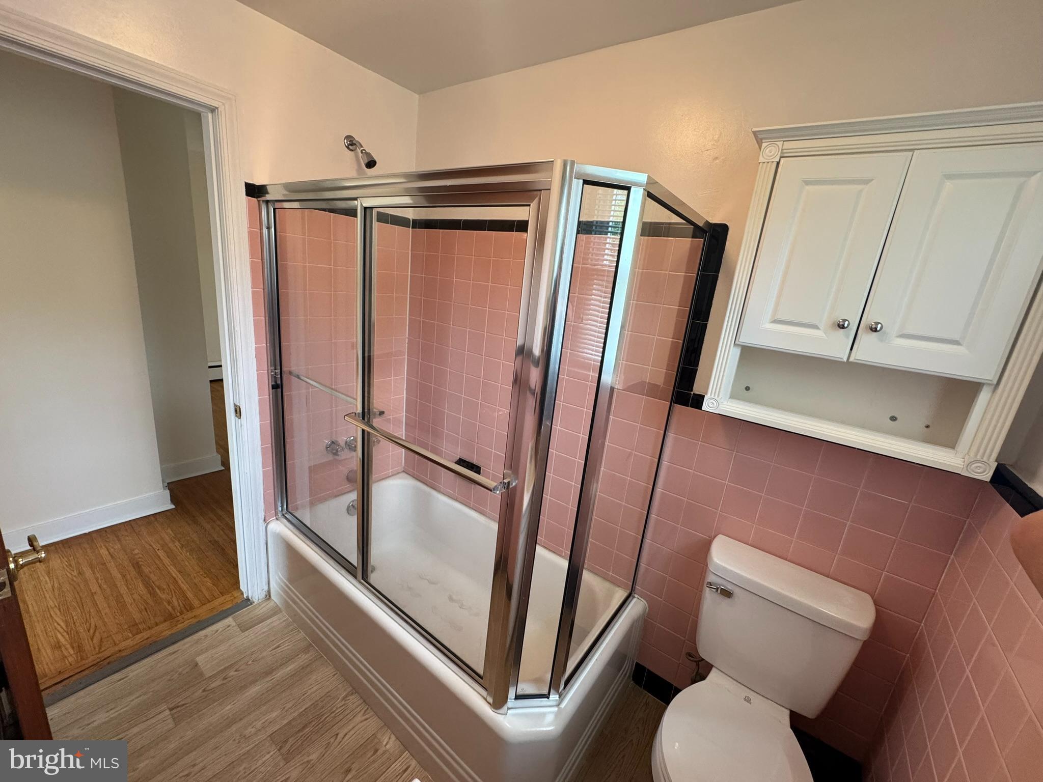 ROXBOROUGH - Residential Lease