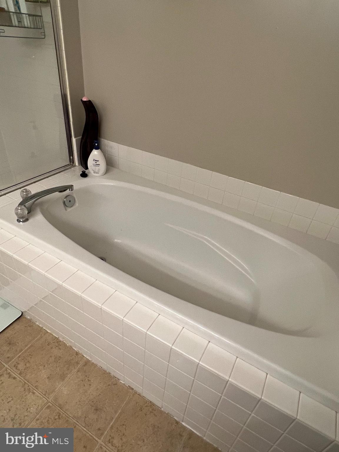 RIDGELEIGH - Residential Lease