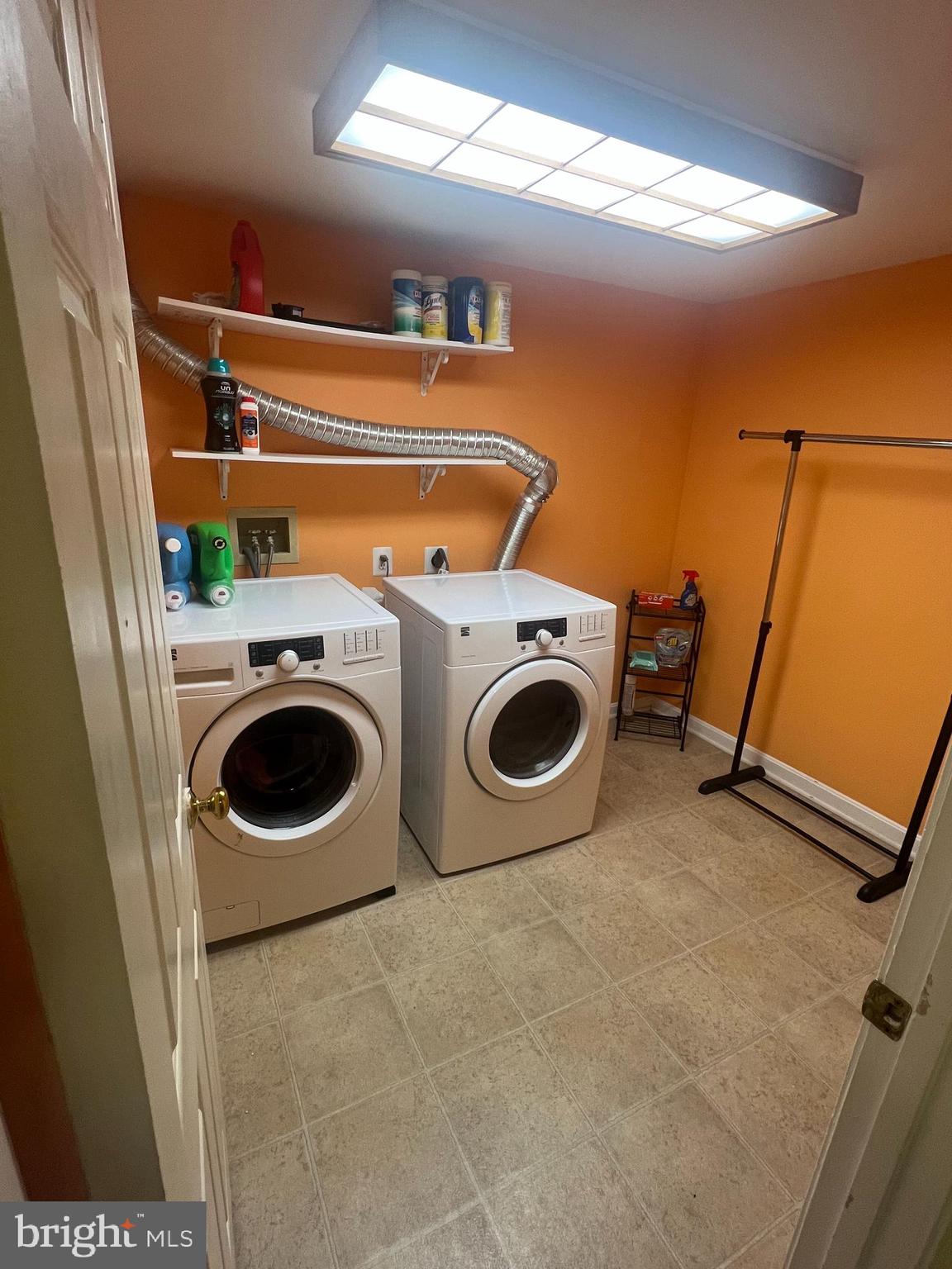 RIDGELEIGH - Residential Lease