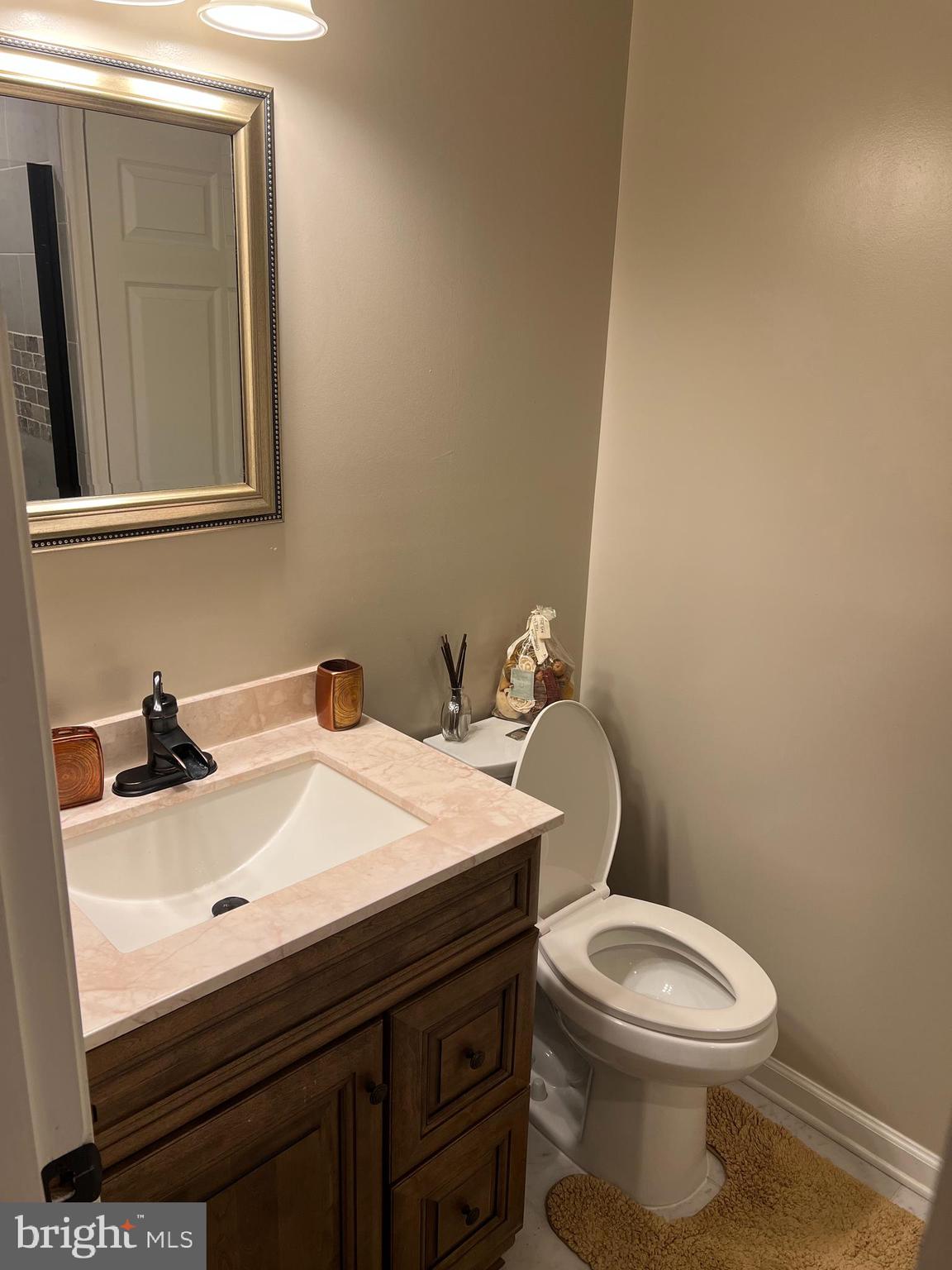 RIDGELEIGH - Residential Lease