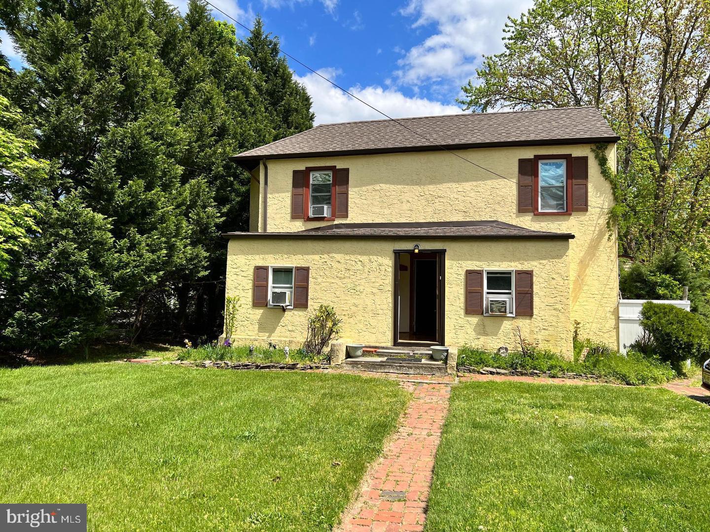 Photo 1 of 19 — 153 NEW FREEDOM ROAD, BERLIN, NJ 08009