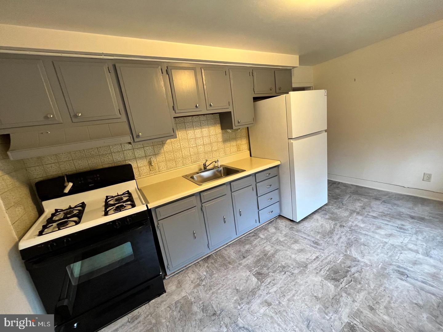 153 NEW FREEDOM ROAD