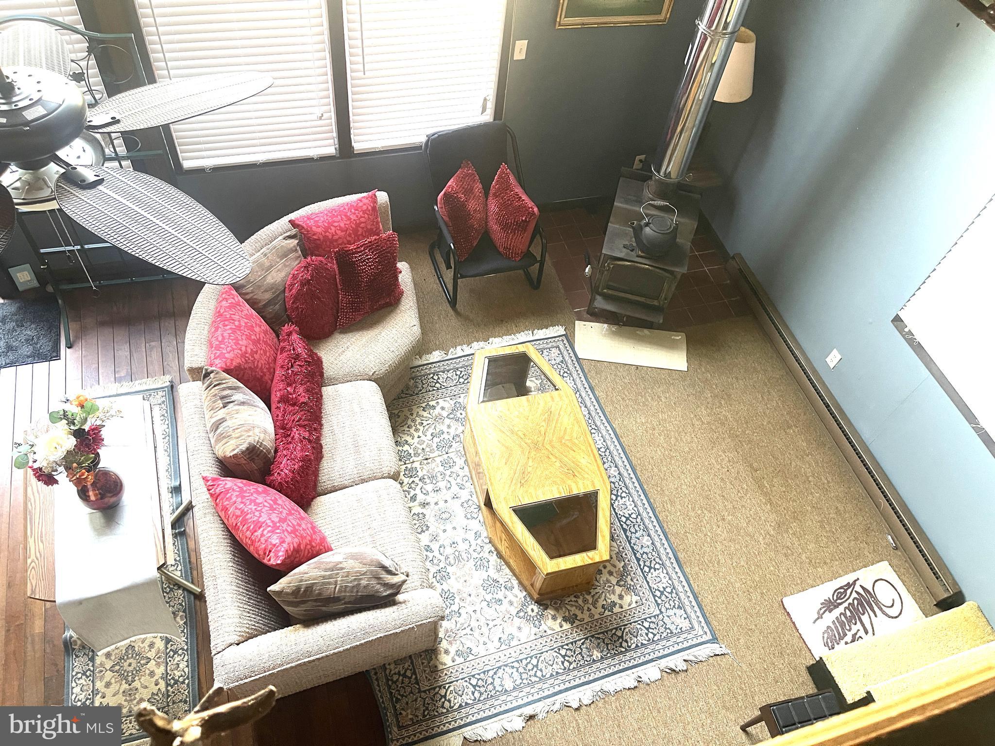 GLEBE HARBOR - Residential