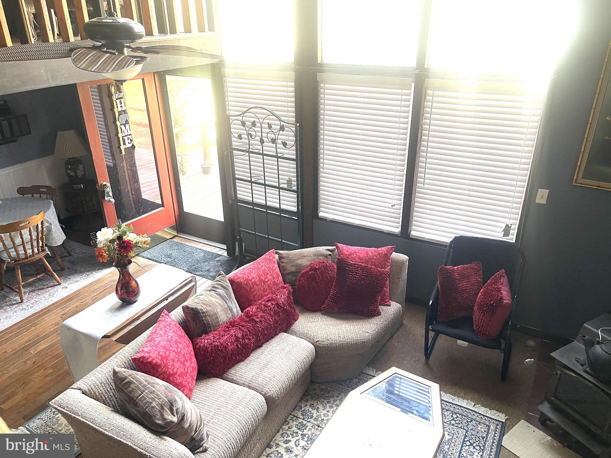 GLEBE HARBOR - Residential