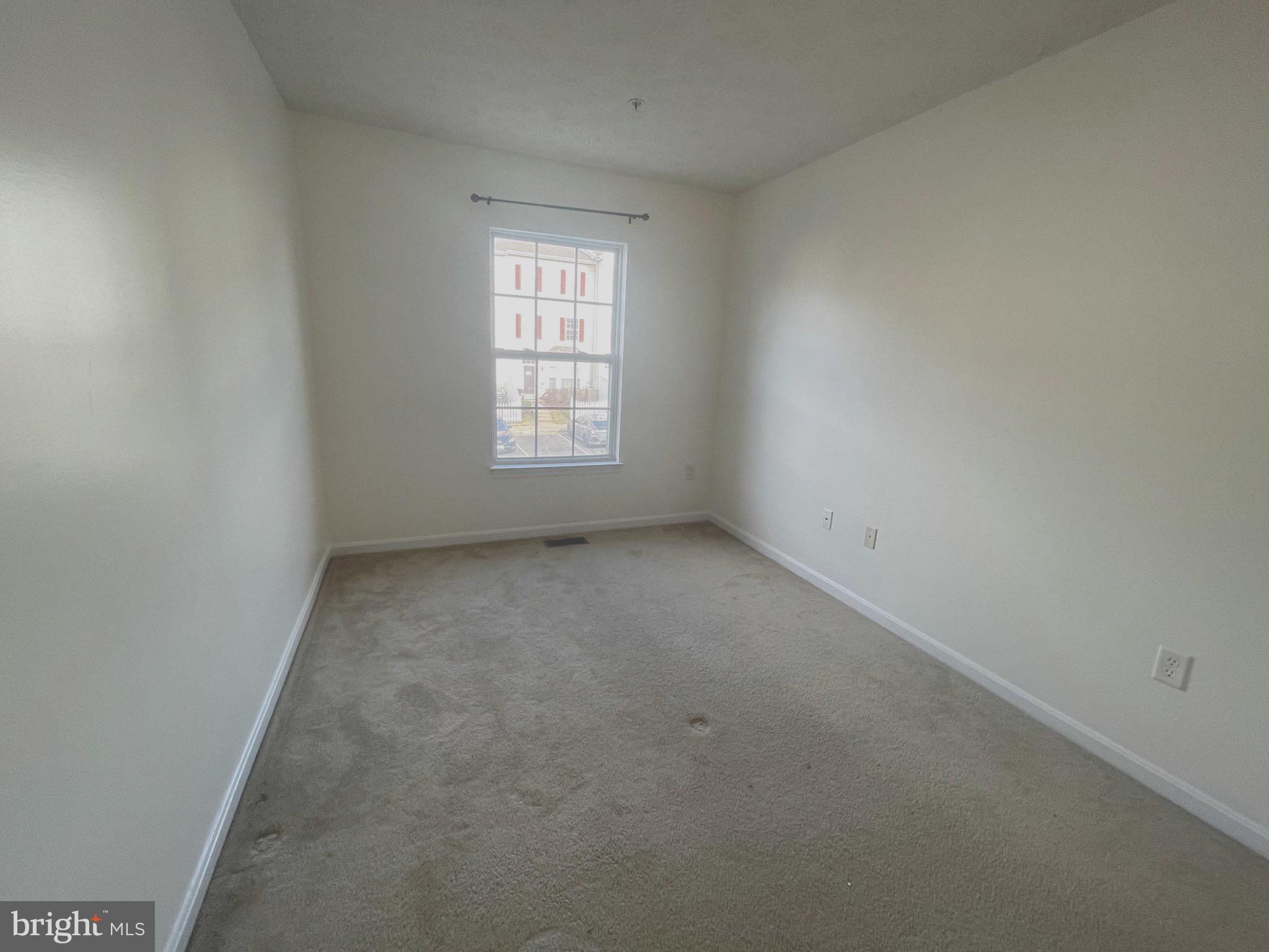 ASBURY WOODS - Residential Lease